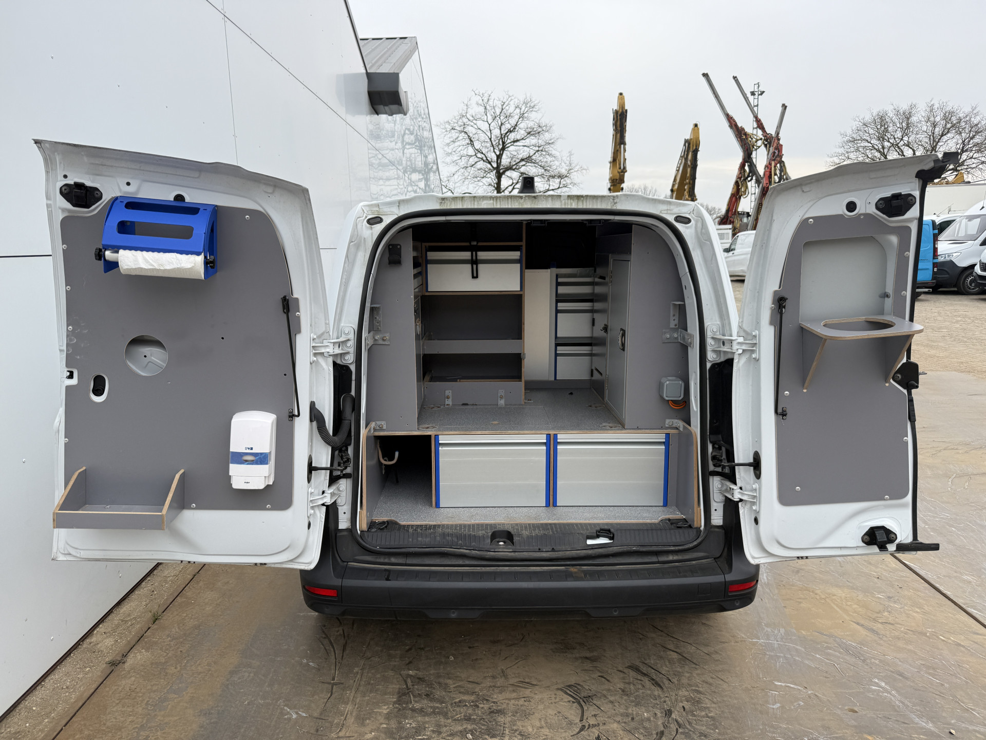 Renault Kangoo Grand Comfort TCe 130PK **Benzine** Automaat L1 LED Inbouw Airco Cruise Control Camera Parkeersensoren