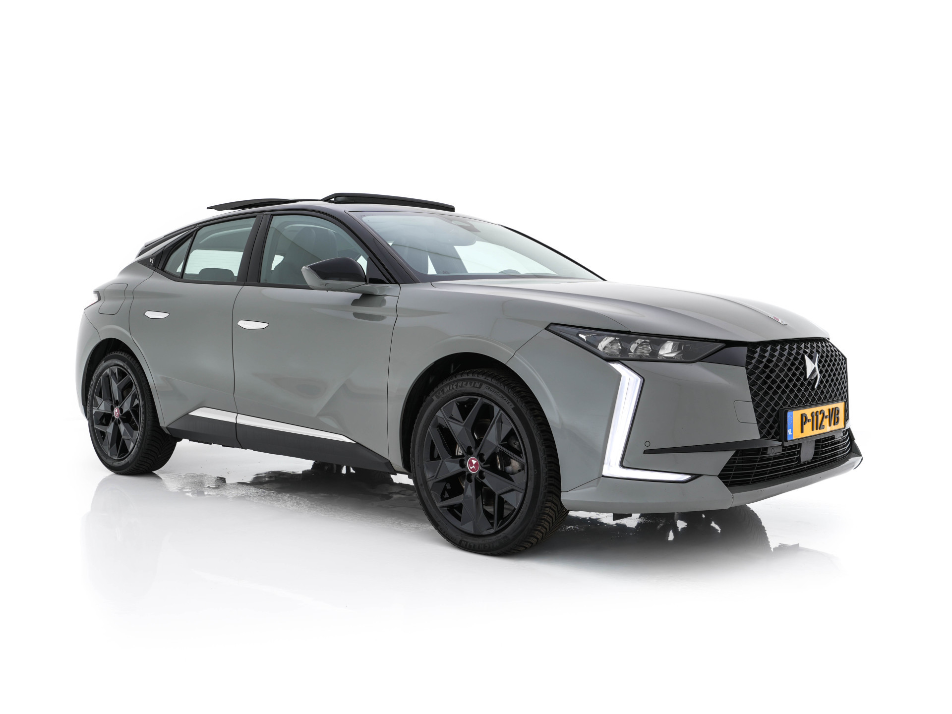 DS 4 1.6 PureTech Performance Line (INCL-BTW) Aut. *PANO | LEATHER-MICROFIBRE | FULL-LED | HEATED-SPORTSEATS | DIGI-COCKPIT | KEYLESS | CAMERA | LANE-ASSIST | CARPLAY | ECC | SHIFT-PADDLES | PDC | TOWBAR | 19''ALU*