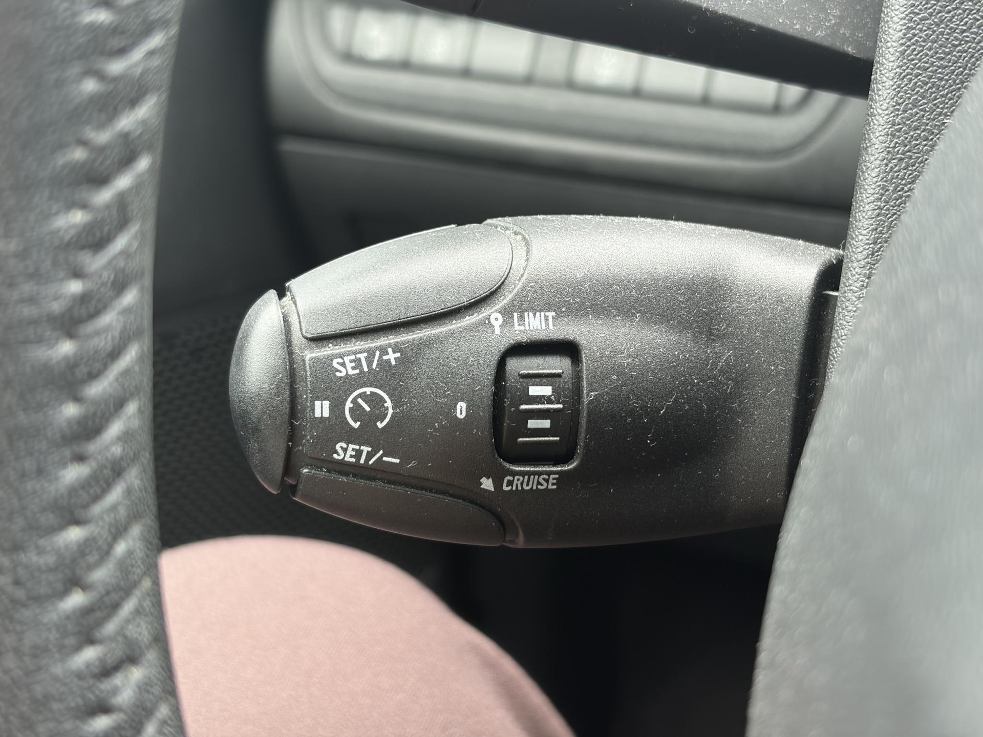 Peugeot 208 1.2 PureTech Style Pack 1e Eigenaar l Navi l Clima l Cruise l 5 Deurs l Lm velgen l Pdc l N.A.P l Apk tot 04-2027
