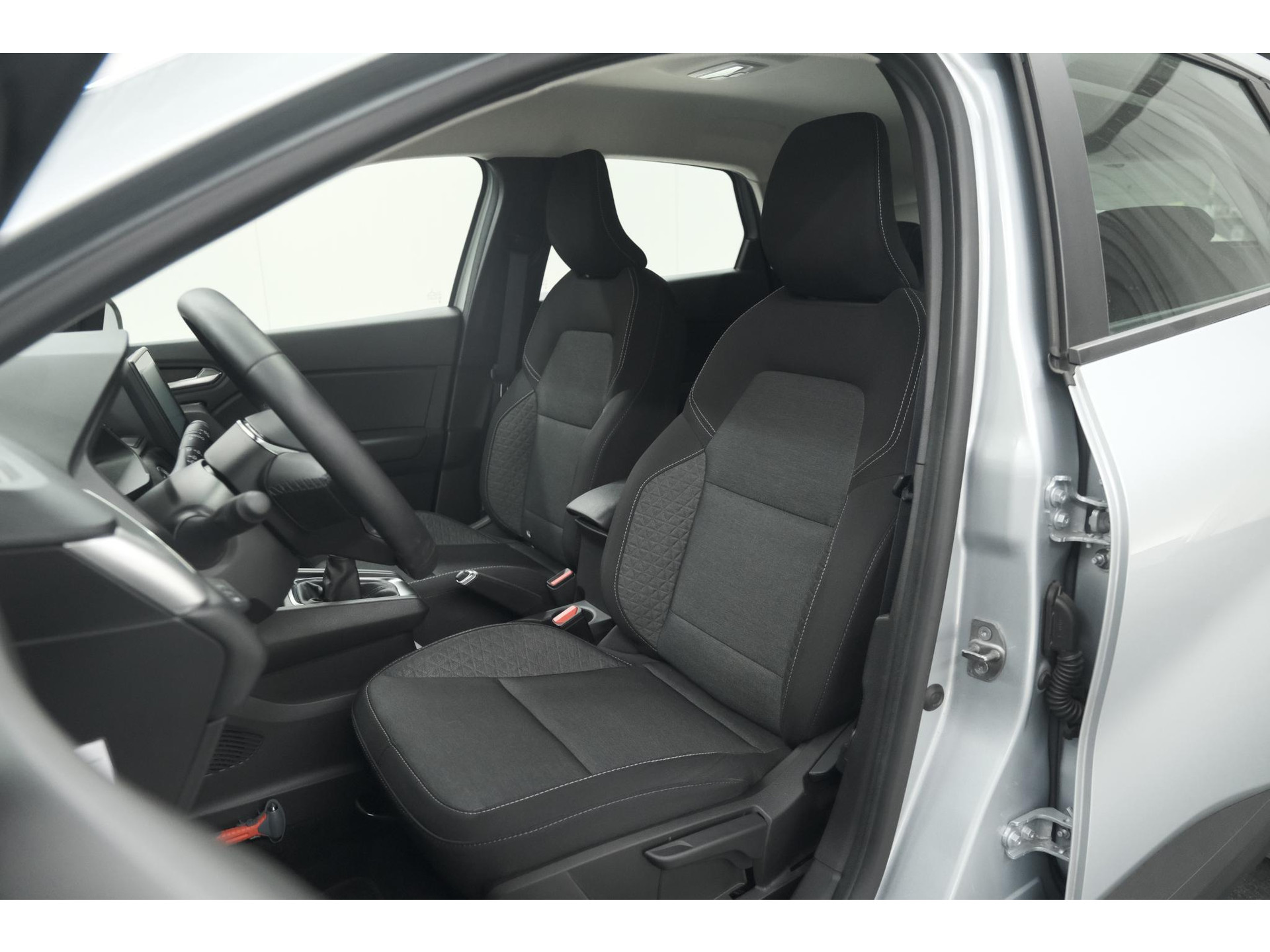 Renault Captur TCe 90 Evolution | Parkeersensoren | Navigatie | Allseason Banden | Apple Carplay