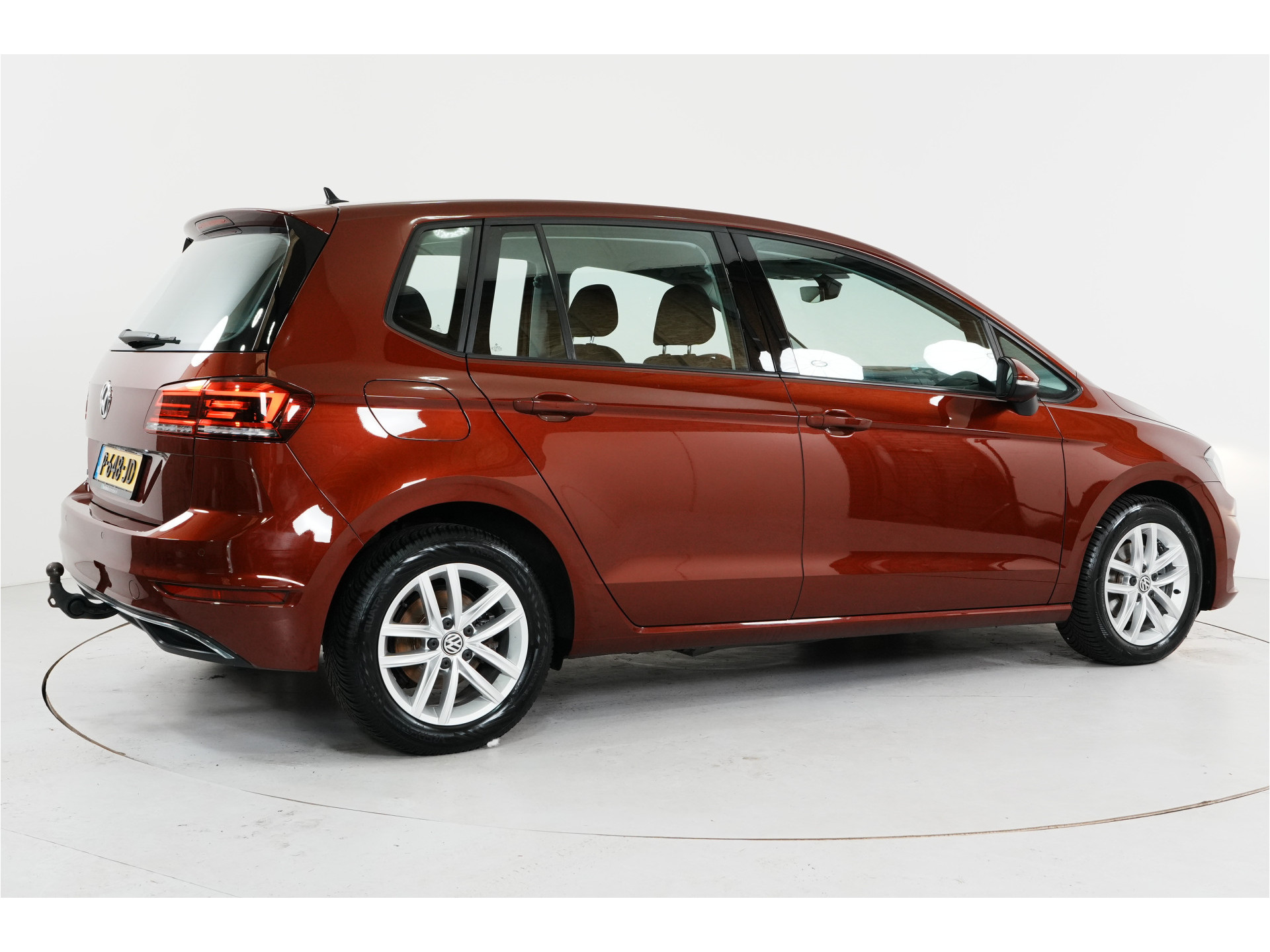 Volkswagen Golf Sportsvan 1.5 TSI ACT Highline | Trekhaak | Camera | Adaptive Cruise |