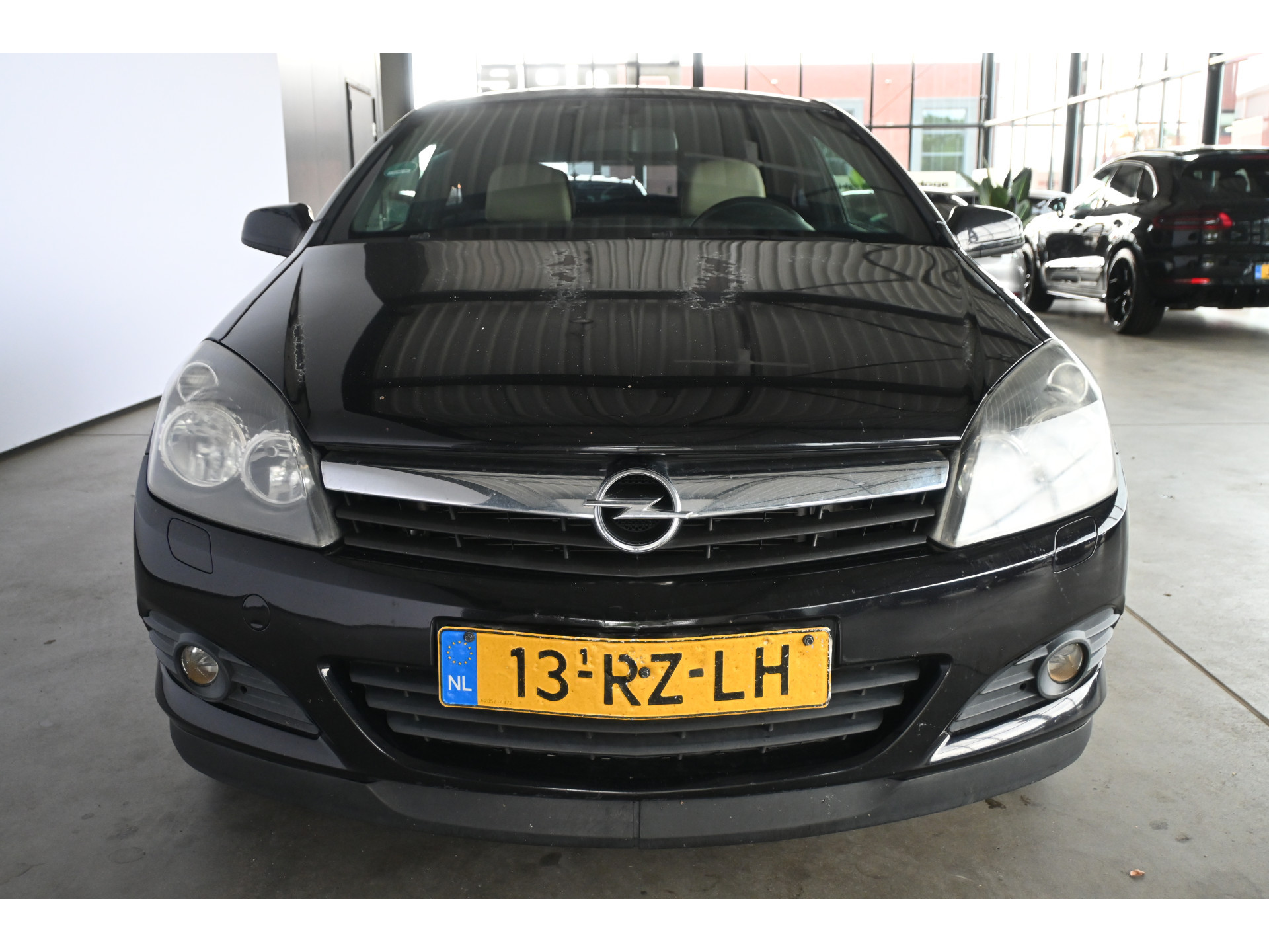 Opel Astra GTC 1.6 Sport Airco Cruise Control Trekhaak All in Prijs! Inruil Mogelijk!