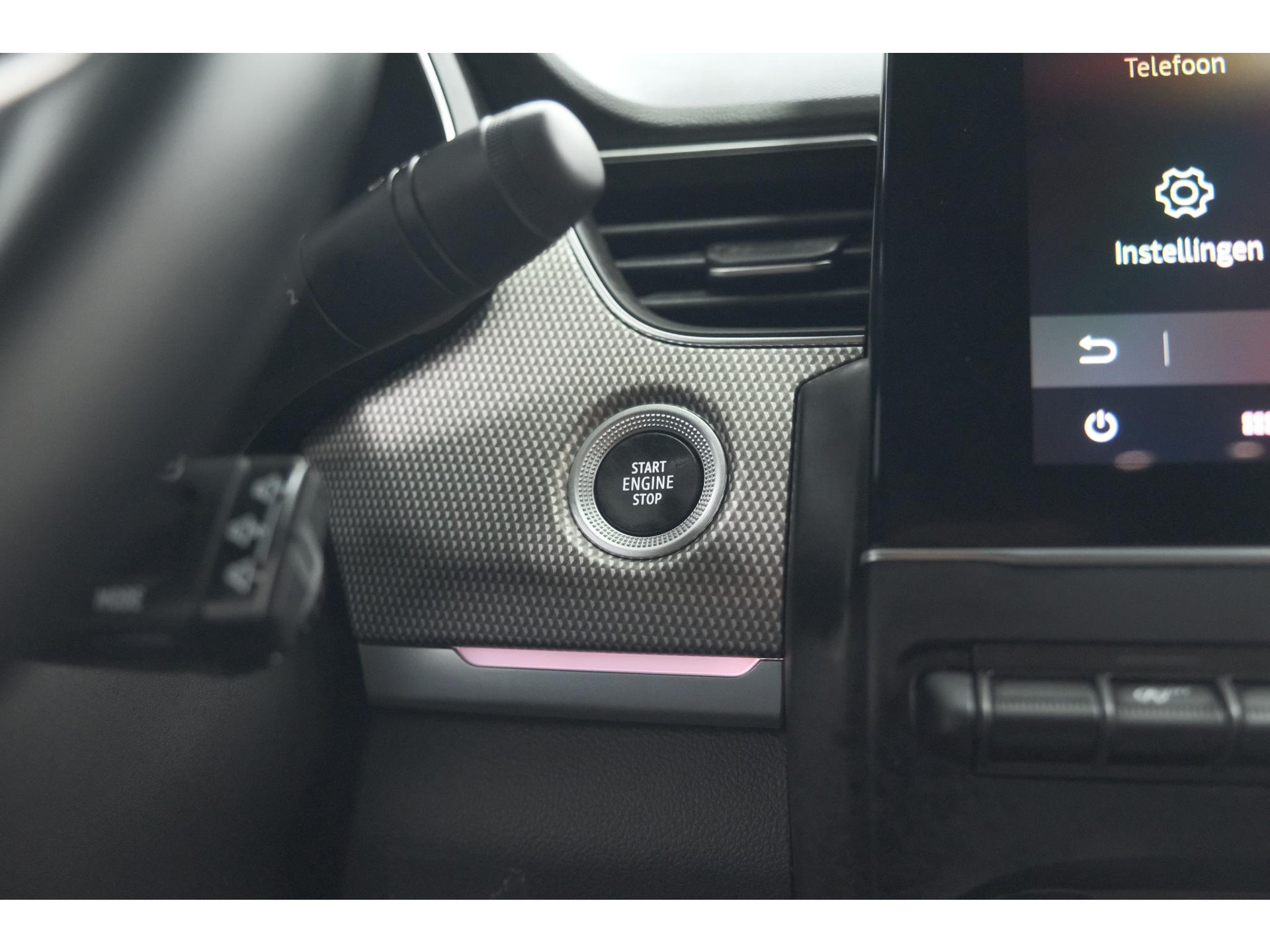 Renault Arkana Mild Hybrid 140 EDC Techno | 360 Camera | Adaptieve Cruise Control | Dodehoekdetectie | Apple Carplay