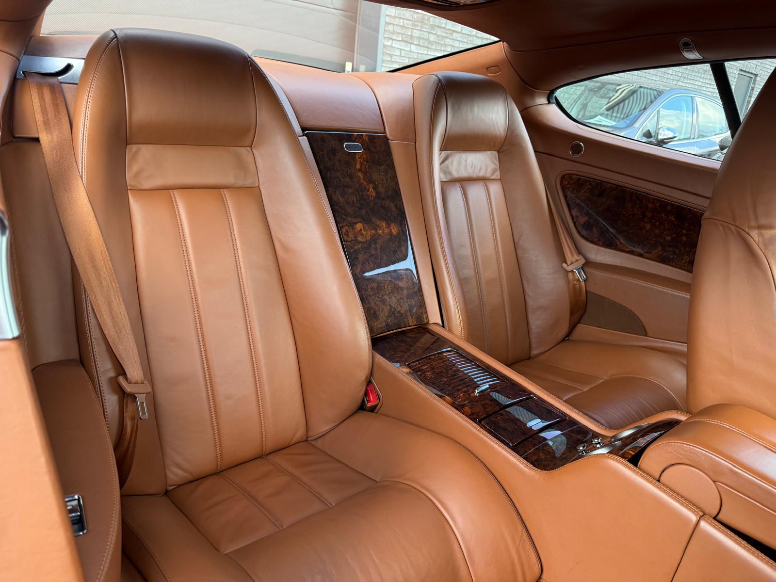 Bentley Continental GT 6.0 W12 | 2E EIGENAAR | 3/6/12MND GARANTIE | XENON | CRUISE | STOELVERWARMING | CLIMA | NAVI |
