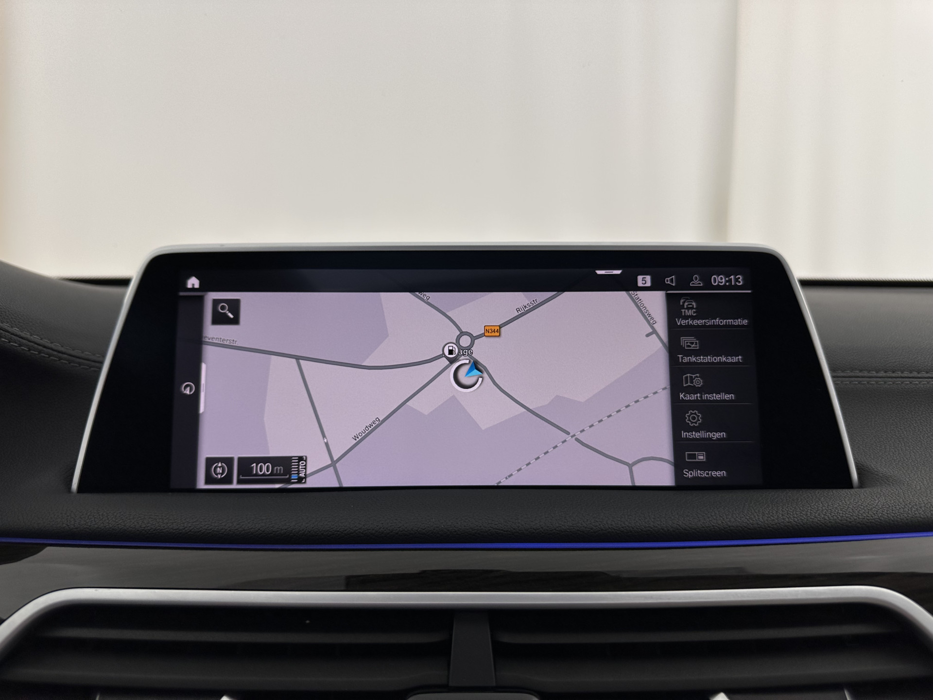 BMW 7-serie 745Le (Plug-in) (INCL-BTW) *PANO | LEATHER | FULL-LED | HEAD-UP | BLINDSPOT | MEMORY-PACK | DIGI-COCKPIT | KEYLESS | DAB+ | CAMERA | HEATED-COMFORTSEATS | AMBIENTLIGHT | CARPLAY | SHIFTPADDLES | 18''ALU*