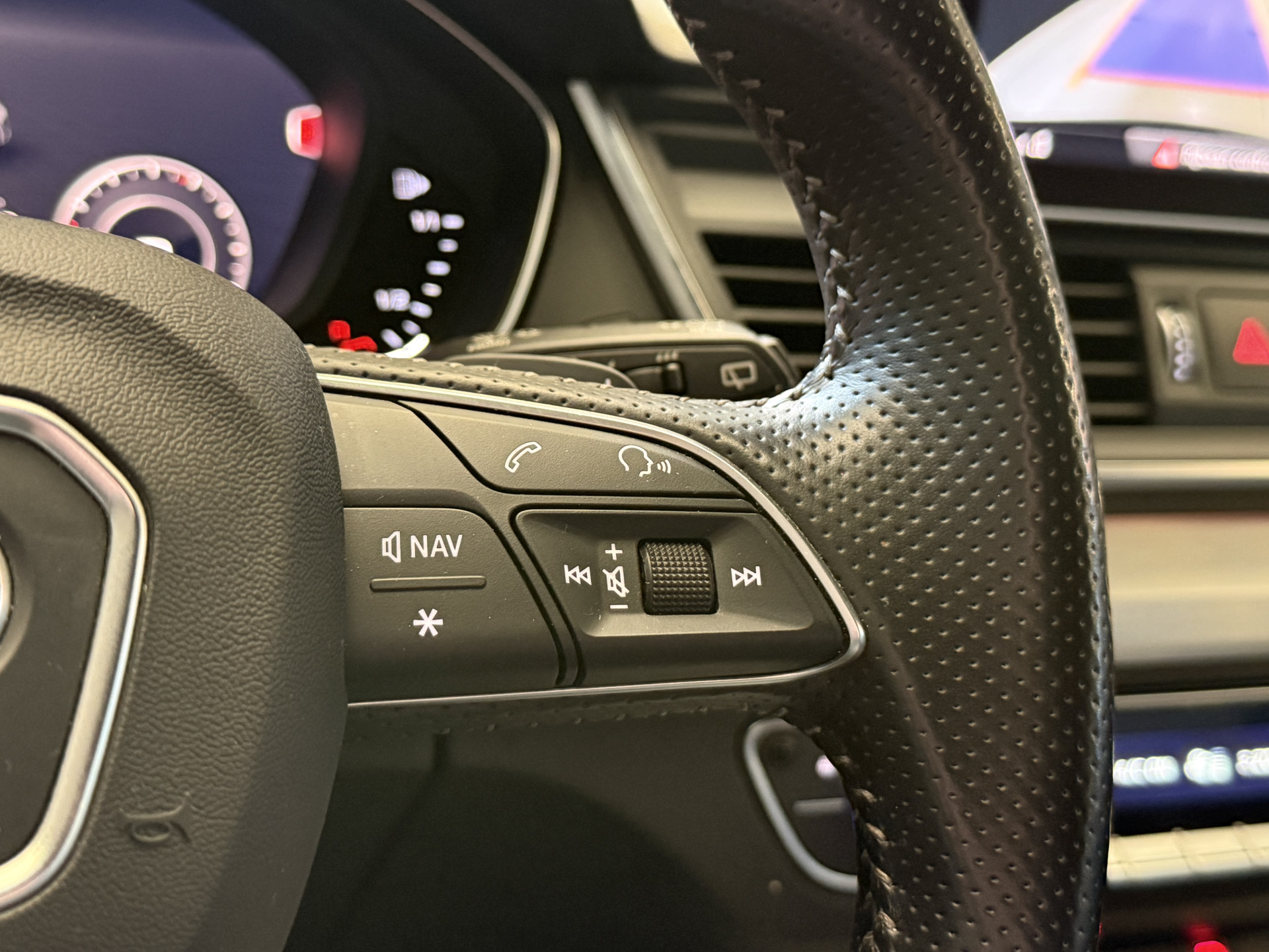 Audi Q5 55 TFSI e quattro Competition | Apple Carplay | 2x S-Line | Stoelverwarming