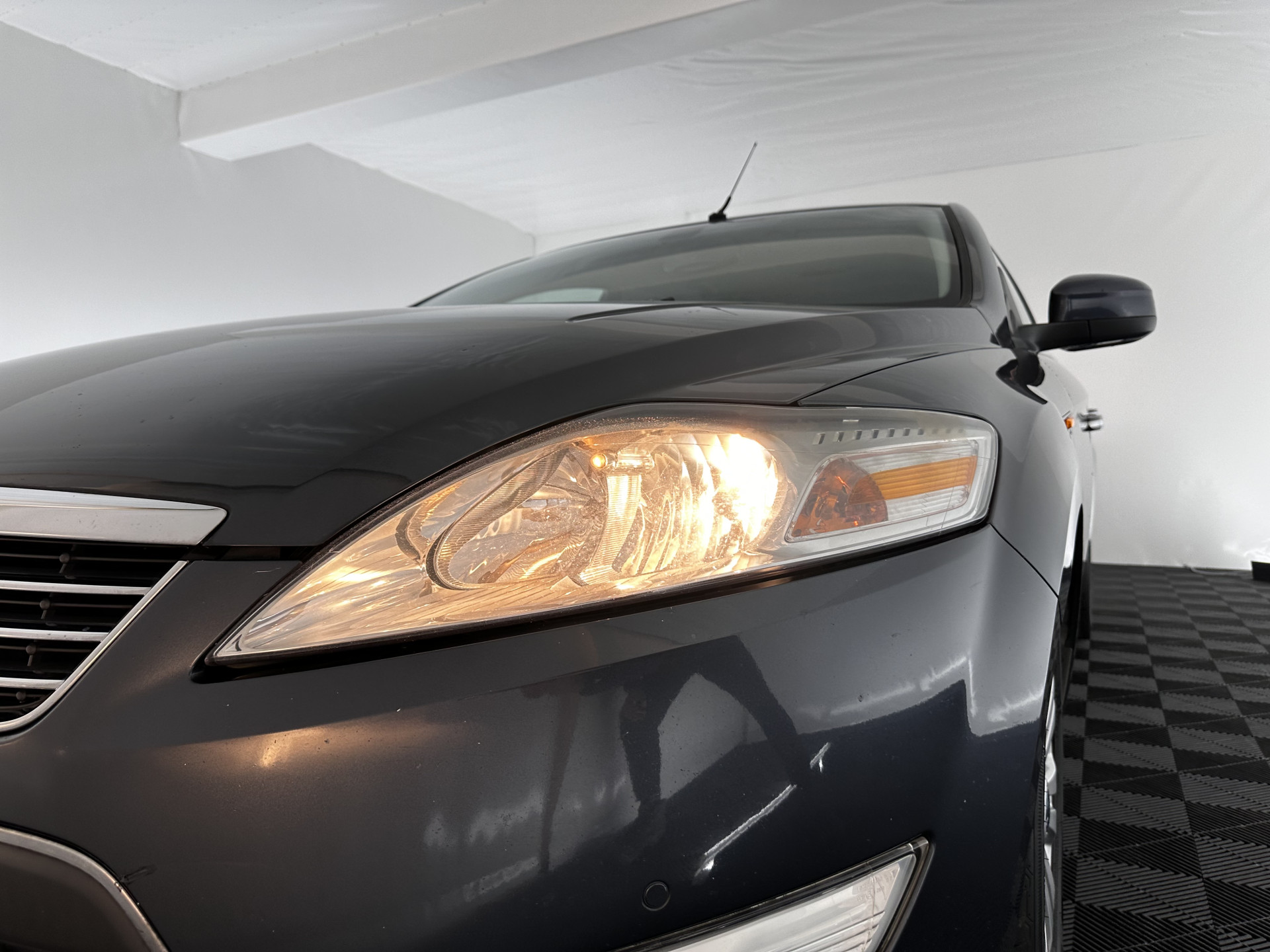 Ford Mondeo 2.0-16V Ghia *NAVI-FULLMAP | ECC | PDC | CRUISE | COMFORT-SEATS | 16"ALU*