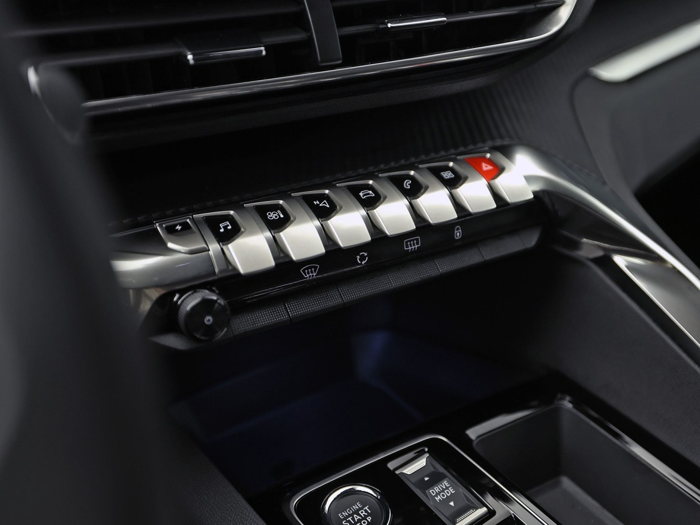 Peugeot 3008 1.6 HYbrid 225 Allure Sport 225Pk Automaat (APPLE CARPLAY, GROOT NAVI, KEYLESS, LEDER, 360 CAMERA, SPORTSTOELEN, ZWART HEMEL, GETINT GLAS, NIEUWSTAAT)