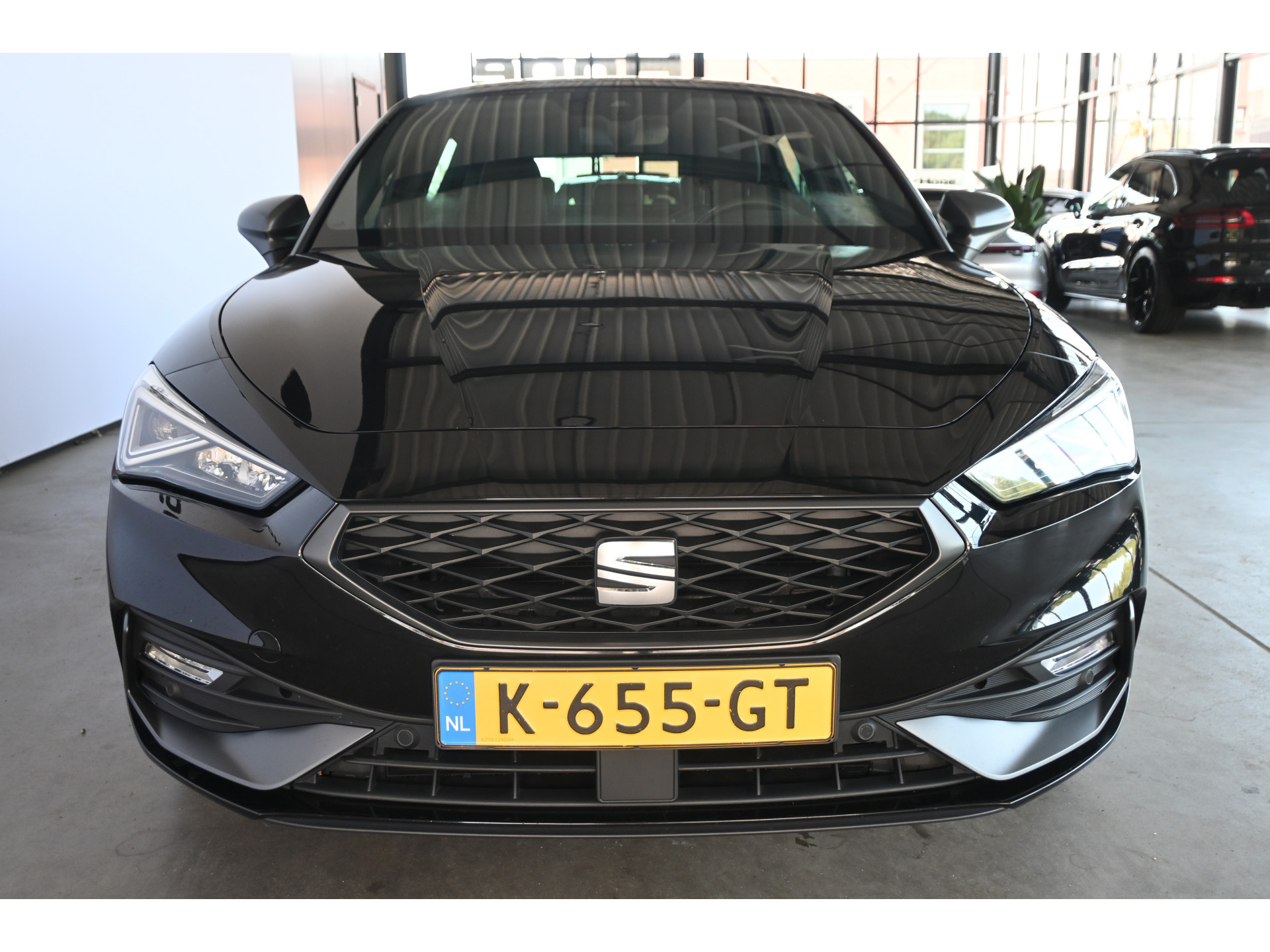 SEAT Leon 1.5 TSI FR Launch Edition Clima Navigatie Carplay Virtual LED Rijklaarprijs! Inruil Mogelijk!
