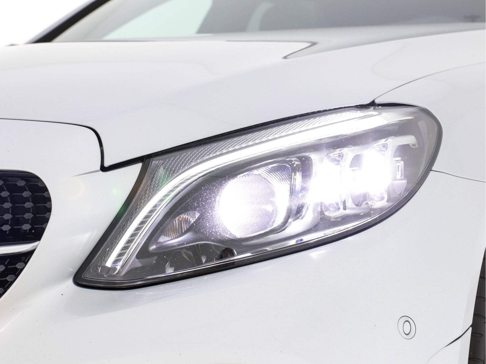 Mercedes-Benz C-klasse Estate 300 e Business Solution AMG Limited Plug in (INCL-BTW) Aut. *PANO | LEATHER-ALCANTARA | FULL-LED | NAVI-FULLMAP | TOP-VIEW | BLIND-SPOT | PREMIUM-AUDIO | DAB | CARPLAY | AMBIENT-LIGHT | DIGI-COCKPIT | SPORT-SEATS | 18"ALU*