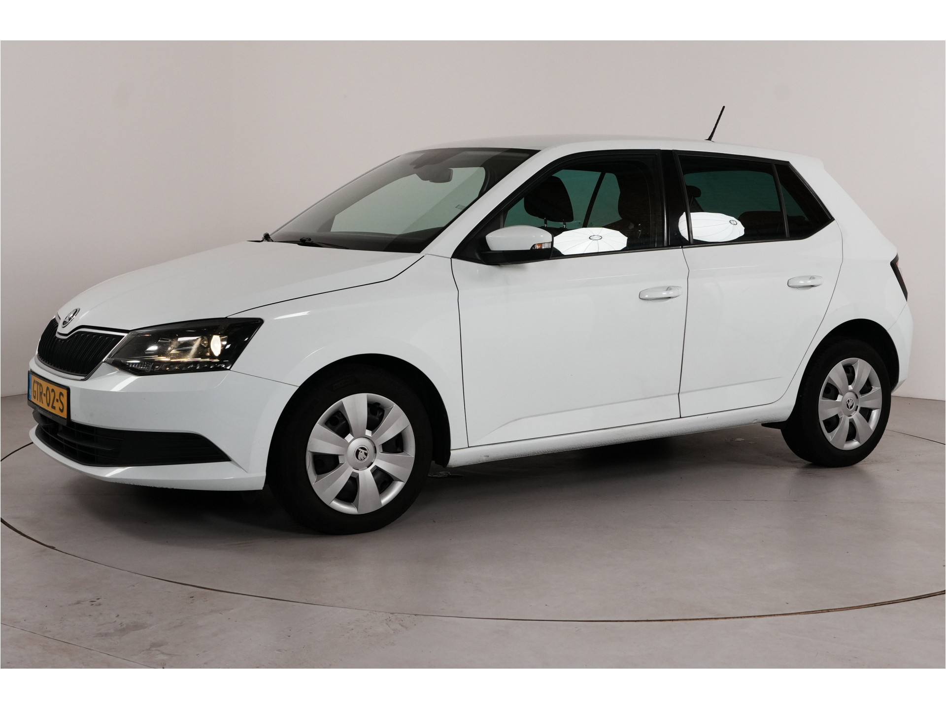 ŠKODA Fabia 1.0 TSI Drive | Navi | Cruise | PDC |