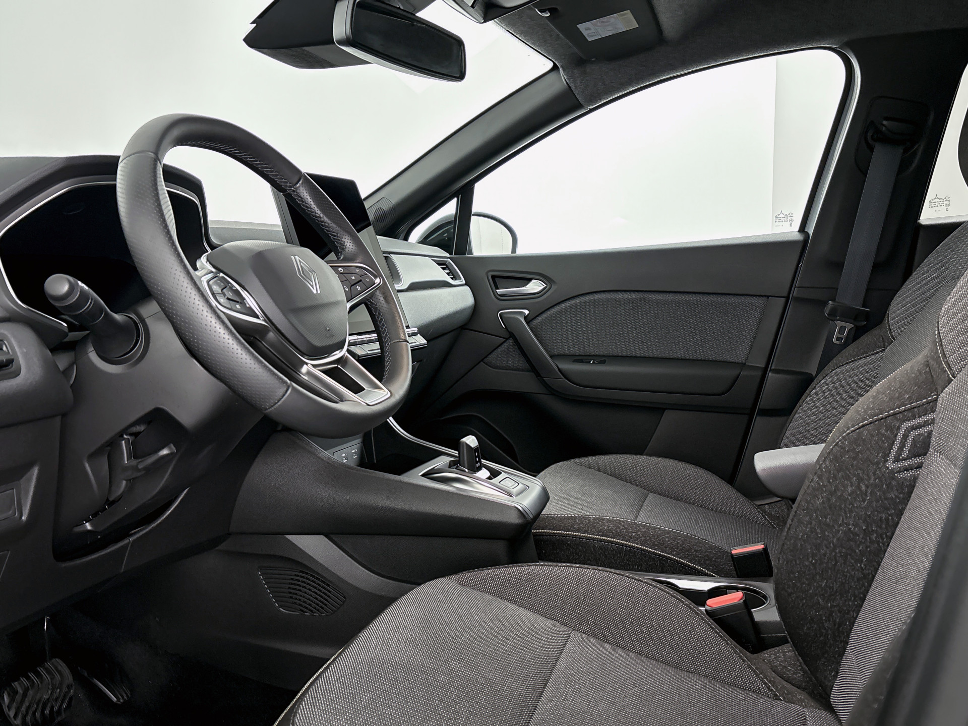 Renault Captur 1.8 E-Tech full hybrid 160 techno | CAMERA | NAVI