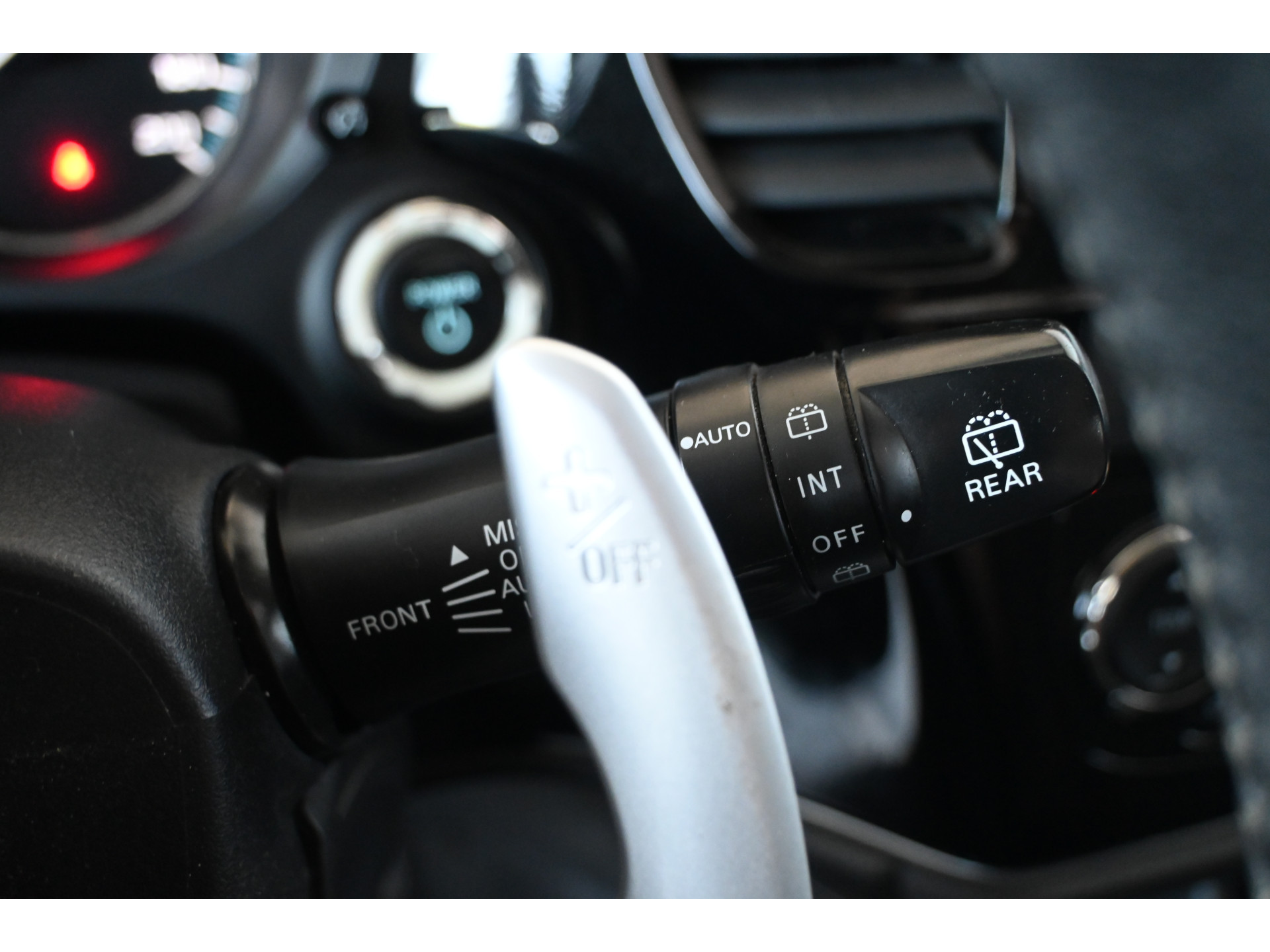 Mitsubishi Outlander 2.0 PHEV Automaat Limited Edition X-Line Navigatie Leder Trekhaak Schuifdak Rijklaarprijs! Inruil Mogelijk!