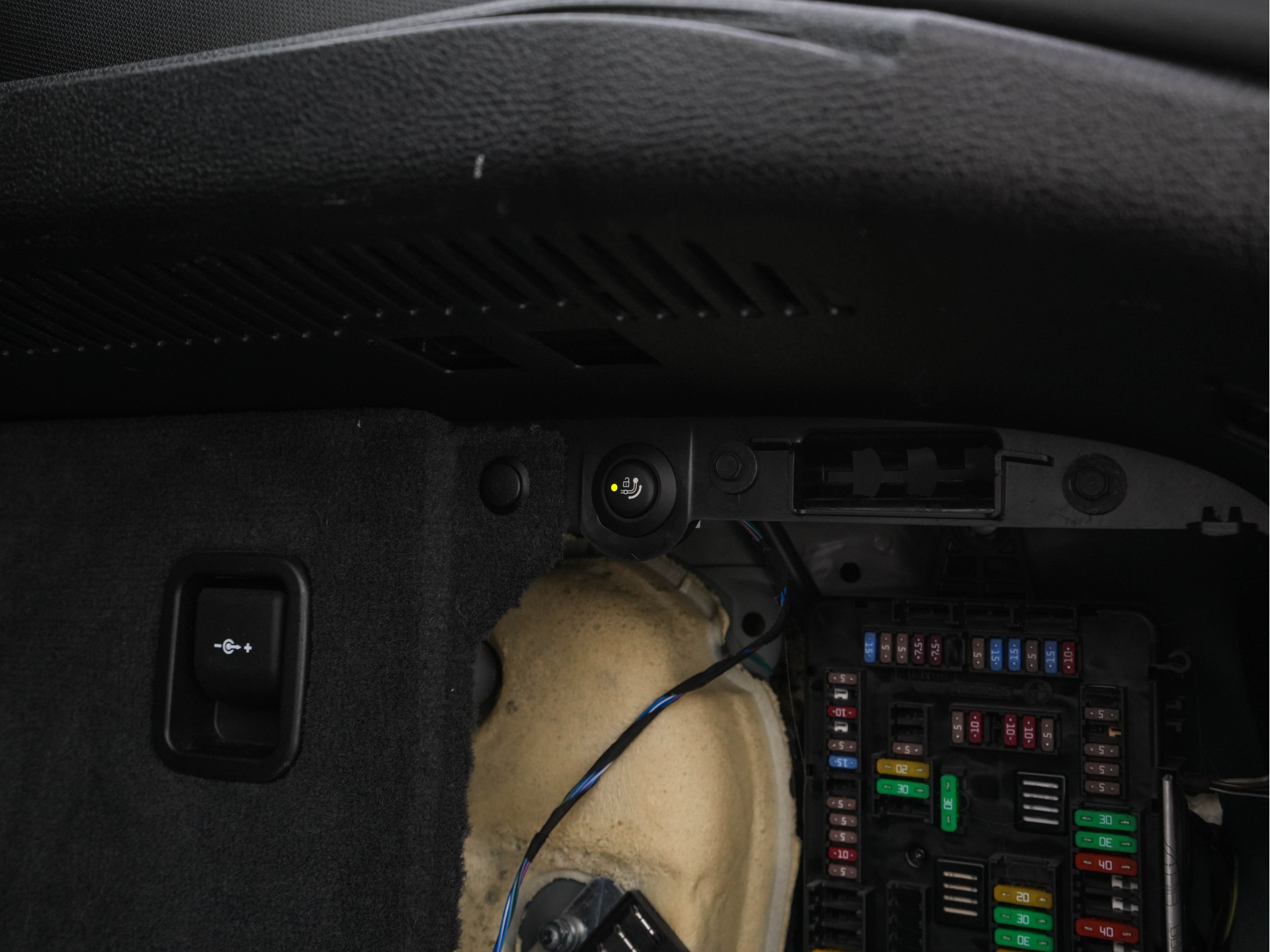 BMW X6 xDrive30d High Executive Design-Edition-Extravagance Aut. *PANO | LEATHER-ALCANTARA | FULL-LED | MEMORY-PACK | HEAD-UP | HIFI-SOUND | KEYLESS | DAB+ | BLIND-SPOT | CAMERA | HEATED-SPORTSEATS | SHIFTPADDLES | SOFTCLOSE | TOWBAR | 20''ALU*