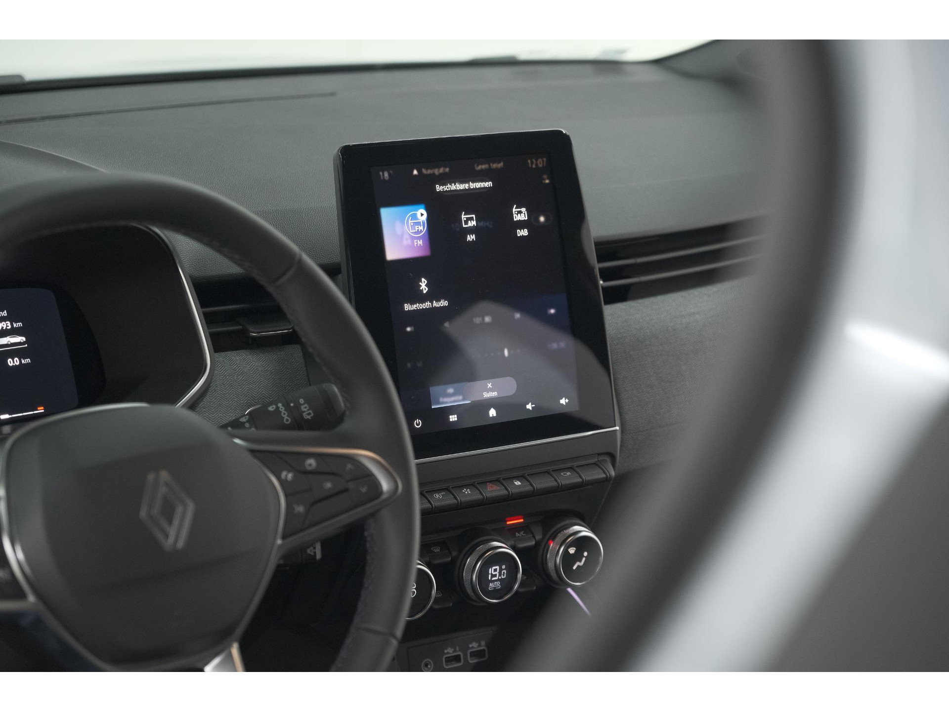 Renault Clio TCe 90 GPF techno | 360 Camera | Adaptieve Cruise Control | 9.3 Inch Groot Scherm