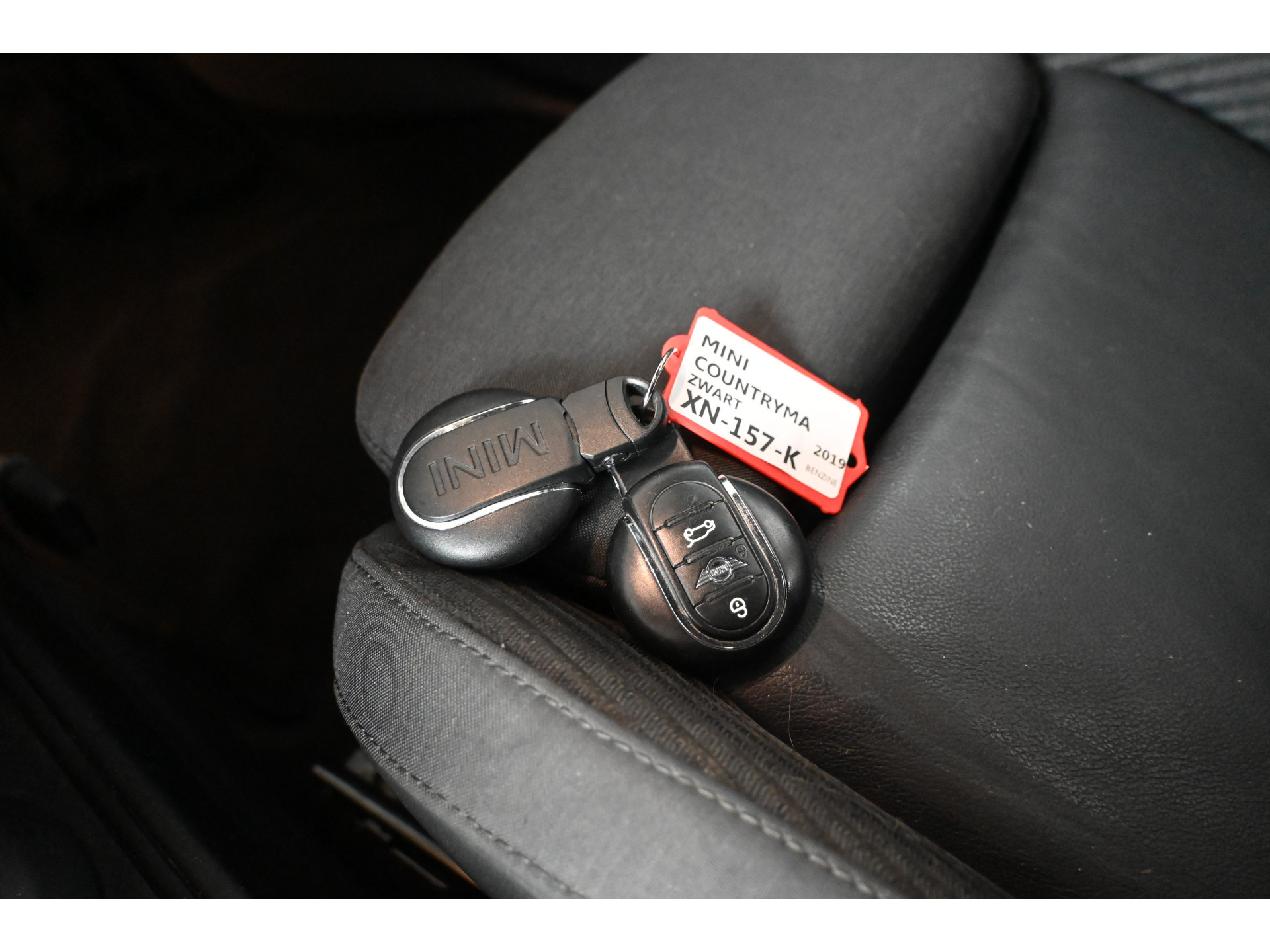 MINI Countryman 1.5 Cooper Dutch Made Edition Clima Cruise control Navigatie LED Licht metaal Inruil mogelijk