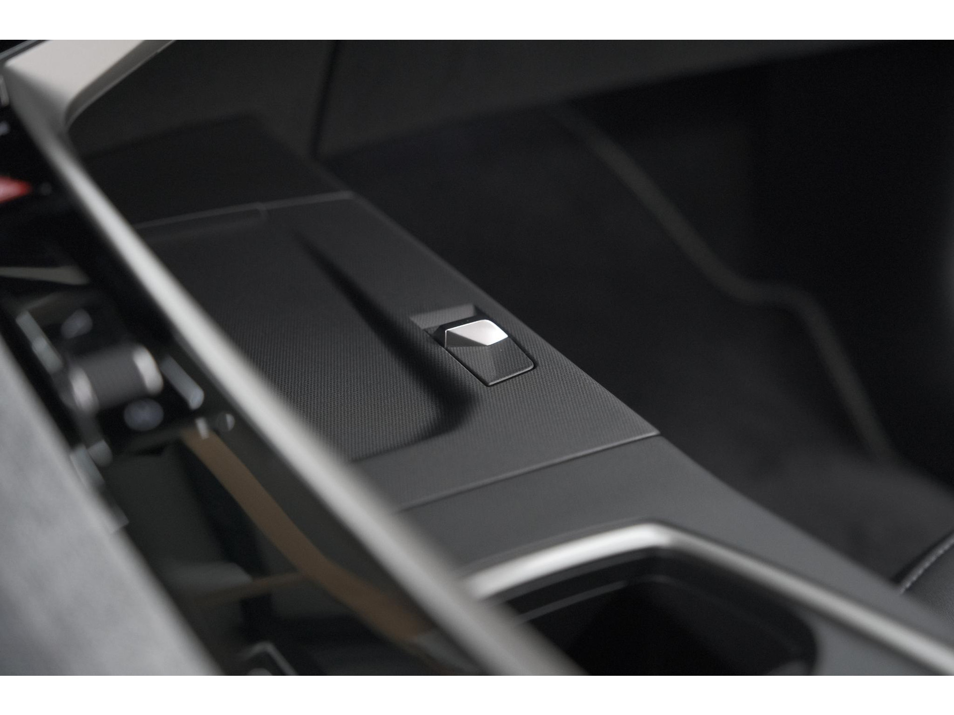 Peugeot 5008 HYbrid 145 e-DCS6 GT | Panoramadak | Camera | Elektrische Achterklep | Adaptieve Cruise Control