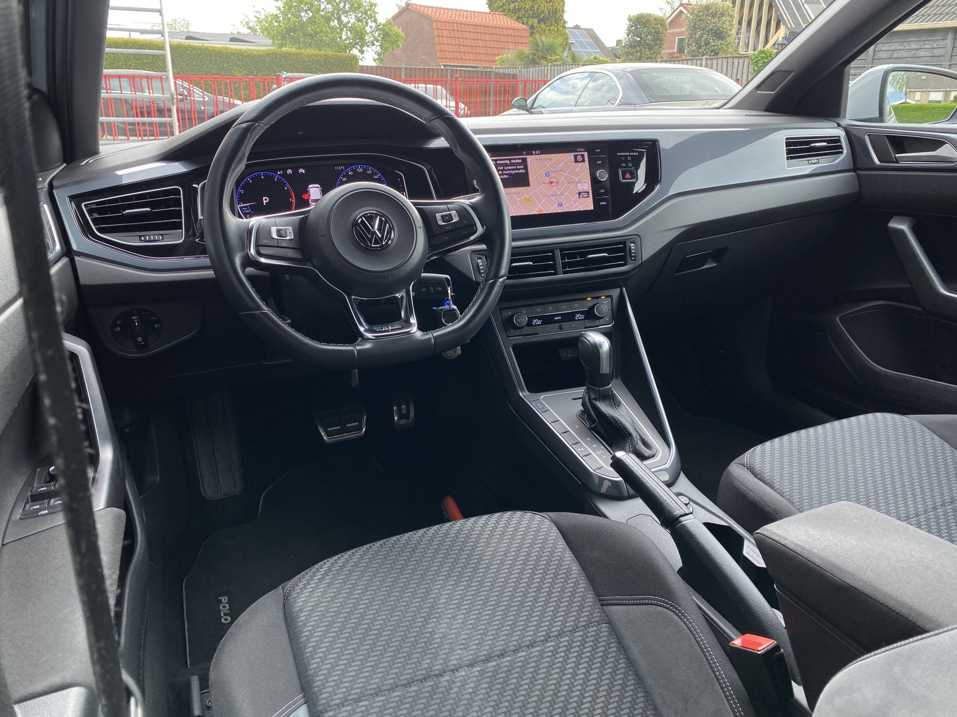 Volkswagen Polo 1.0 TSI R Line 116 pk AUT. | 1e eigenaar | 2x R Line | navigatie | virtual cockpit | stoelverwarming | sportstoelen