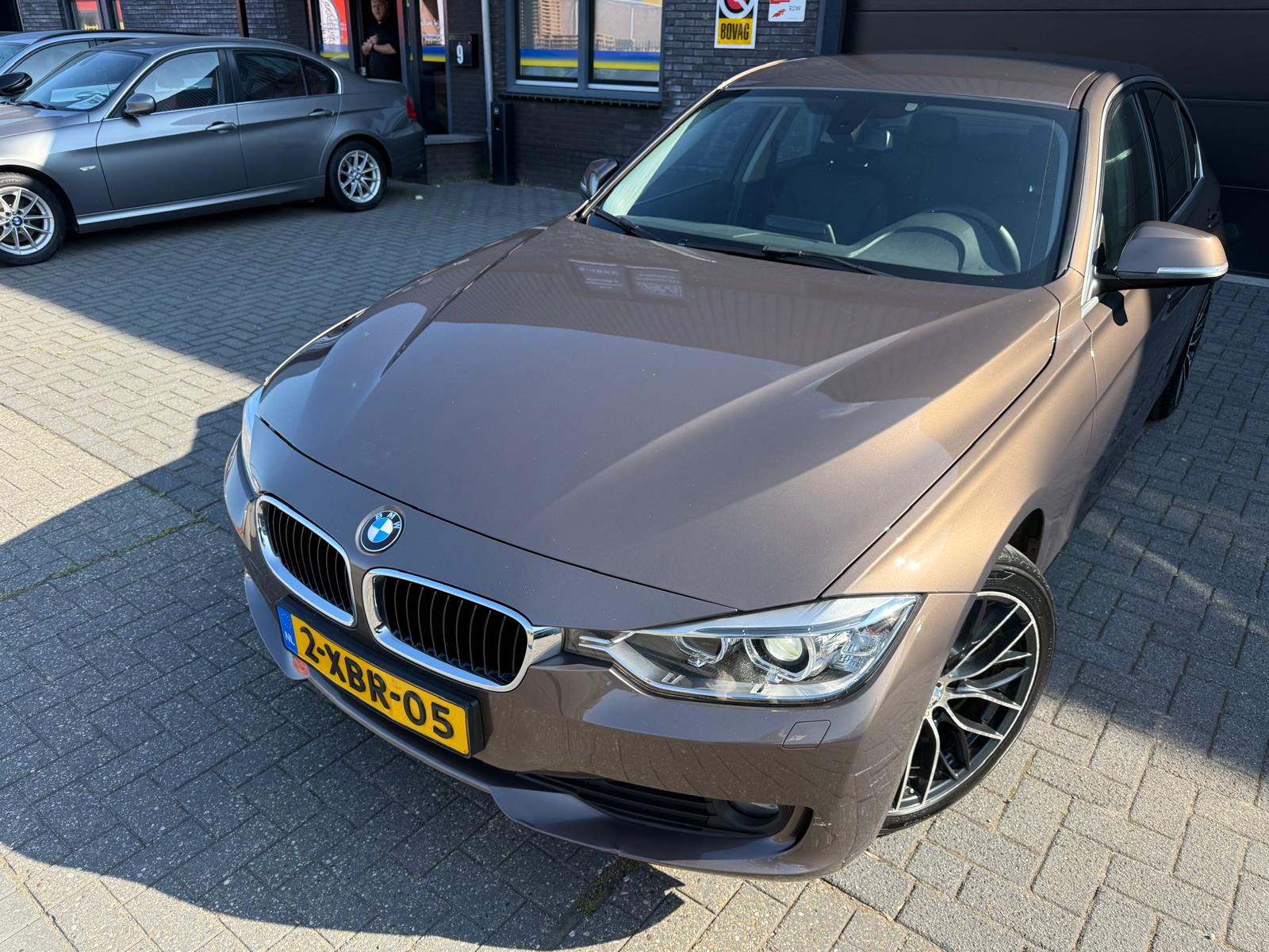 BMW 3-serie 316i Executive | 3/6/12MND GARANTIE | AUTOMAAT | CRUISE | NAVI | ELECRAMEN | CLIMA | LED |