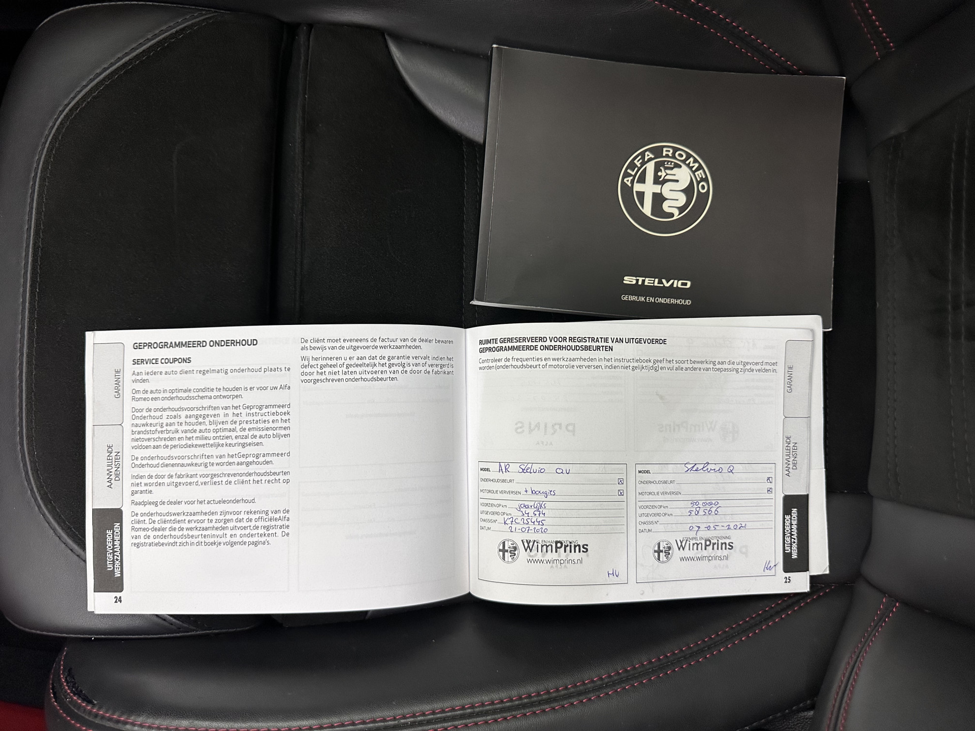 Alfa Romeo Stelvio 2.9 V6 AWD Quadrifoglio (INCL-BTW) Aut. *PANO | LEATHER-ALCANTARA | XENON | ADAPTIVE-CRUISE | BLIND-SPOT | HARMAN/KARDON | MEMORY-PACK | HEATED-SPORTSEATS | DAB+ | KEYLESS | CARPLAY | NAVI-FULLMAP | CARBON-INLAY |..