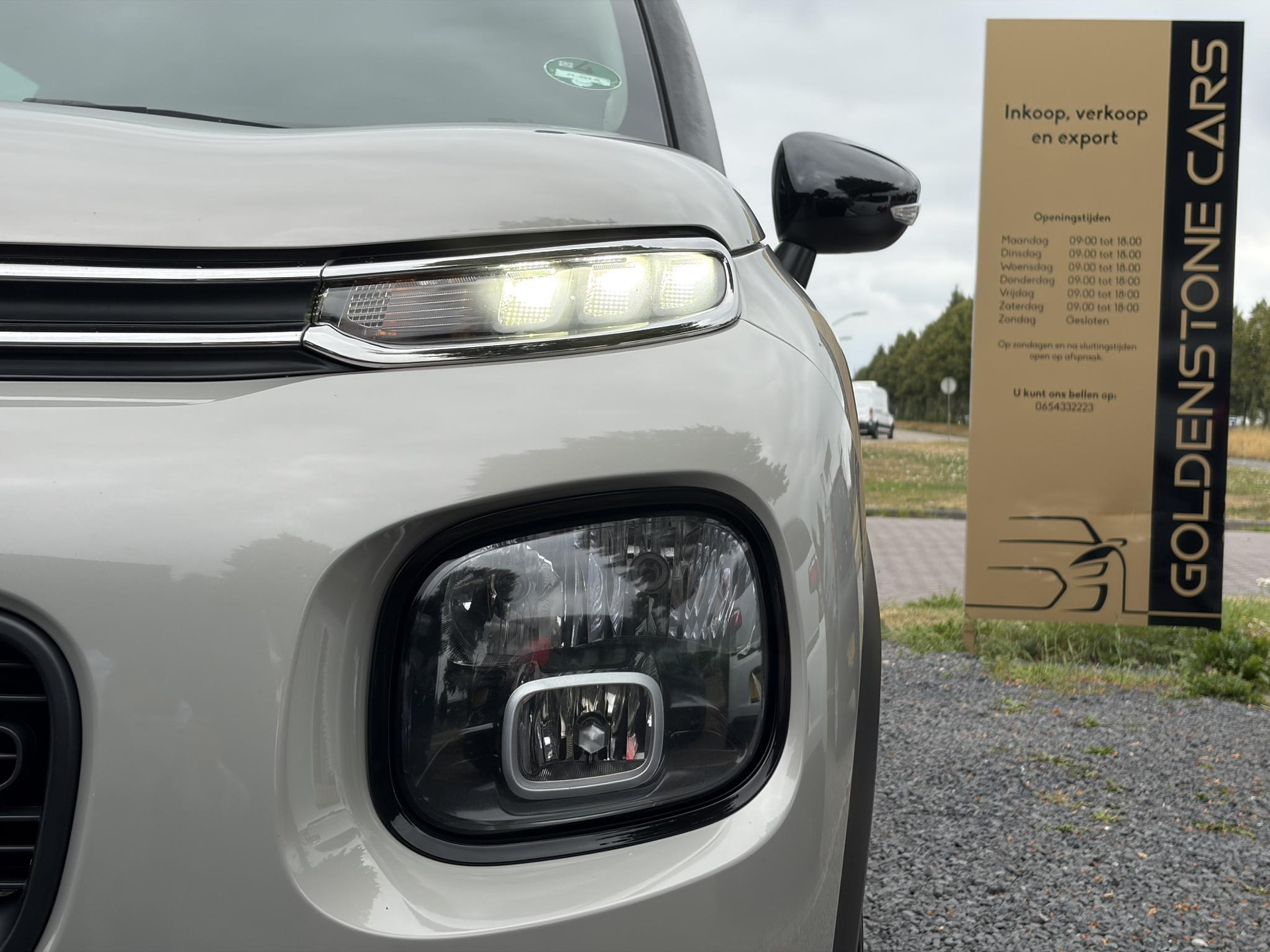 Citroen C3 Aircross 1.2 PureTech S&S Shine 1e Eigenaar l D-riem vv in 07-07-2025 l 360° Camera l Navi l Carplay l Net beurt gehad l Keyless l 17''Lmv l Rijstrooksensor l 110pk l Pdc V+A l 6 Bak l N.A.P l Apk tot 07-2027