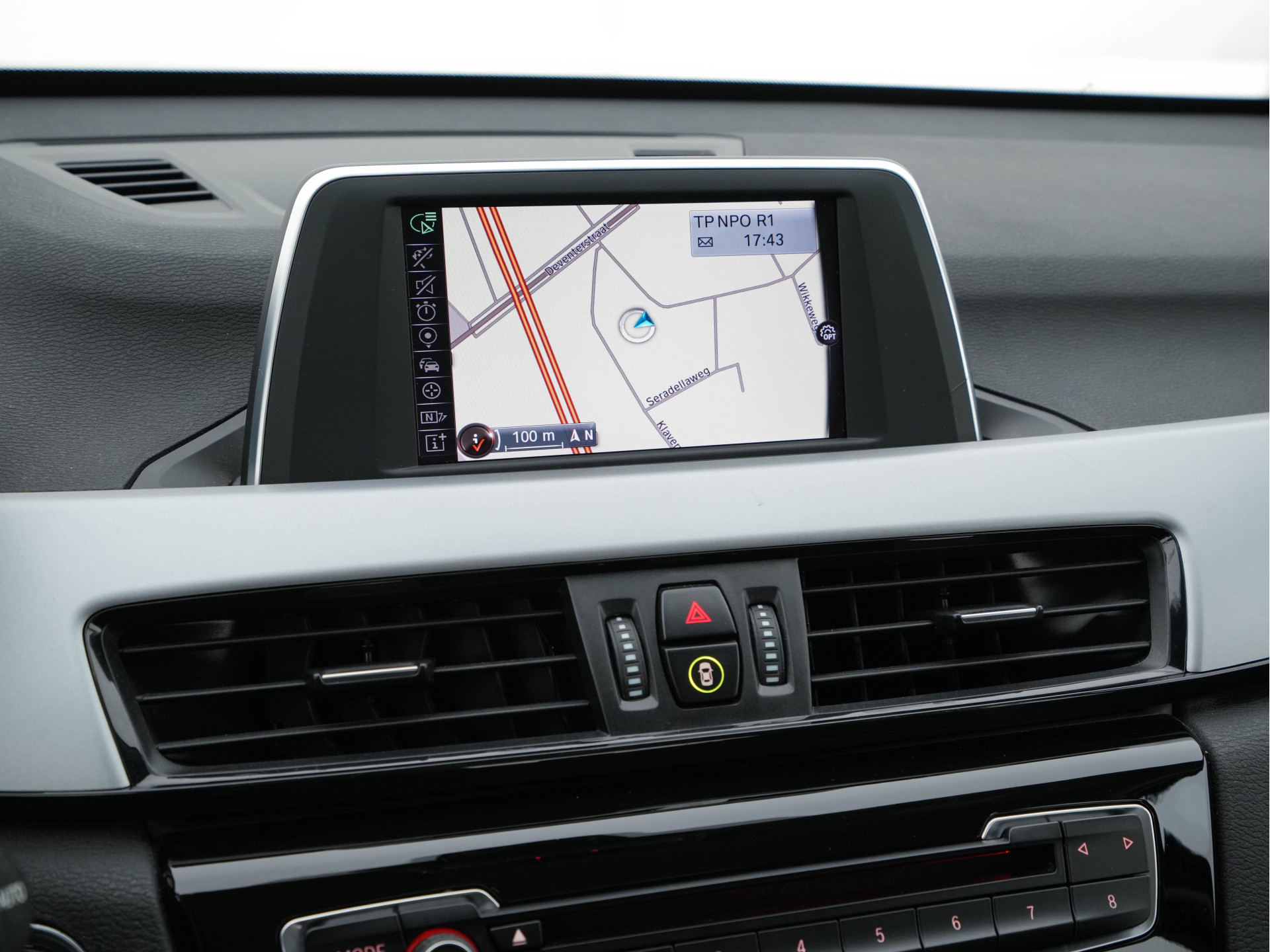 BMW X1 sDrive16d Centennial Executive *NAVI-FULLMAP | FULL-LED | ECC | PDC | CRUISE | COMFORT-SEATS | TOWBAR | 17''ALU *