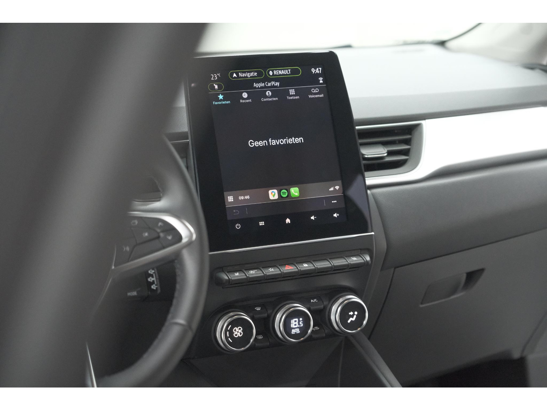 Renault Captur Mild Hybrid 140 EDC Techno | Camera | 9.3 Inch Scherm | Apple Carplay | Parkeersensoren | Allseason Banden | Stoelverwarming