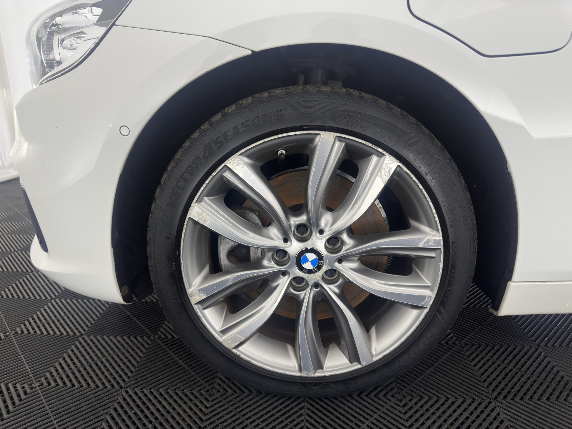 BMW 2-serie Active Tourer 225xe Sport-Line Centennial High Executive Aut. *FULL-LED | NAVI-FULLMAP | HEATED-SPORTSEATS | ECC | PRIVACY-GLASS | PDC | CRUISE | 18''ALU*
