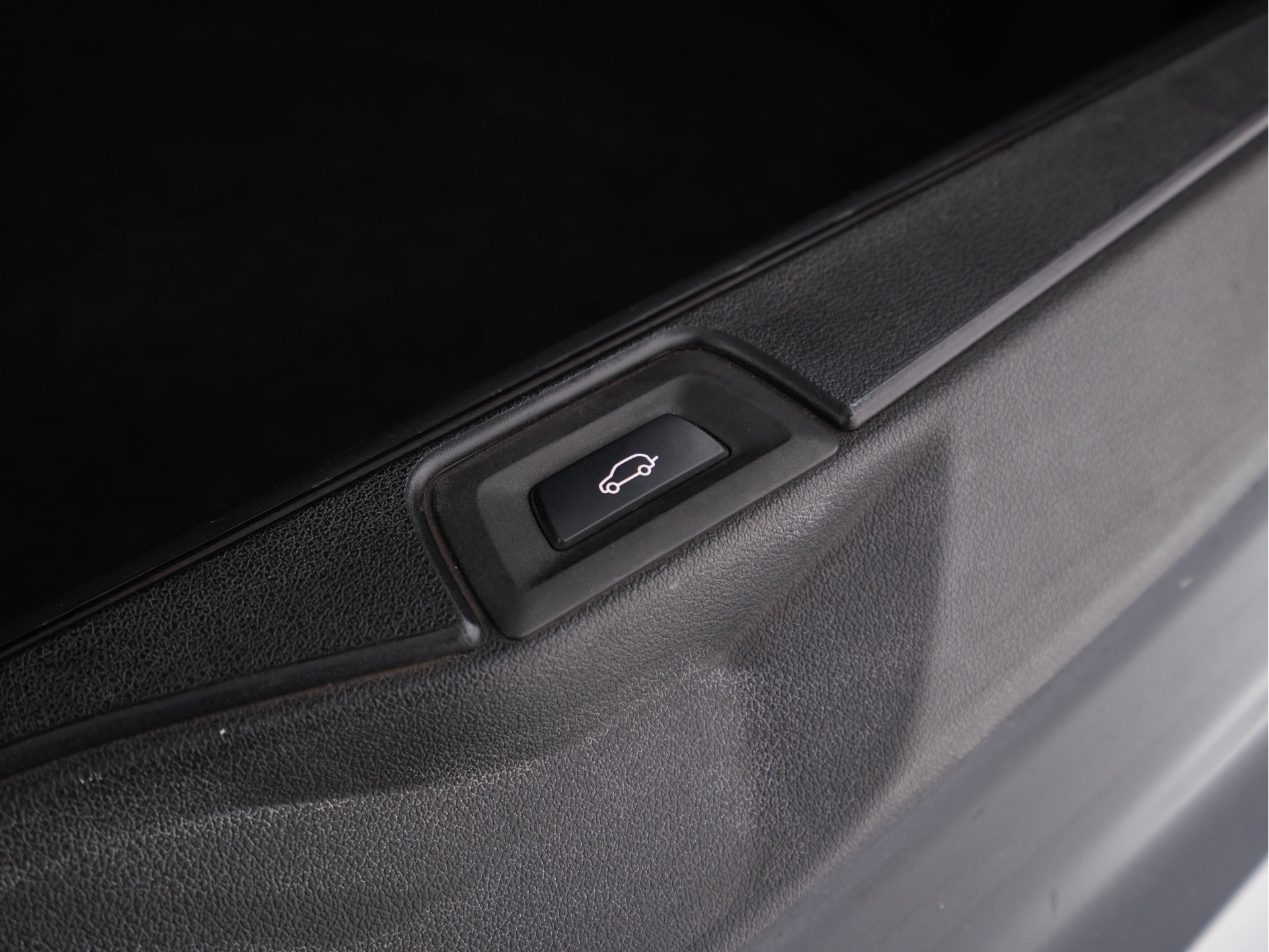 BMW X5 M50d High Executive M-Sportpack Aut. *PANO | HEAD-UP | DESIGN-LEATHER | LASER-LIGHT | TOP-VIEW | HARMAN/KARDON | MEMORY-PACK | DIGI-COCKPIT | DAB+ | HEATED-COMFORTSEATS | NAVI-FULLMAP | KEYLESS | TOWBAR | 21''ALU*