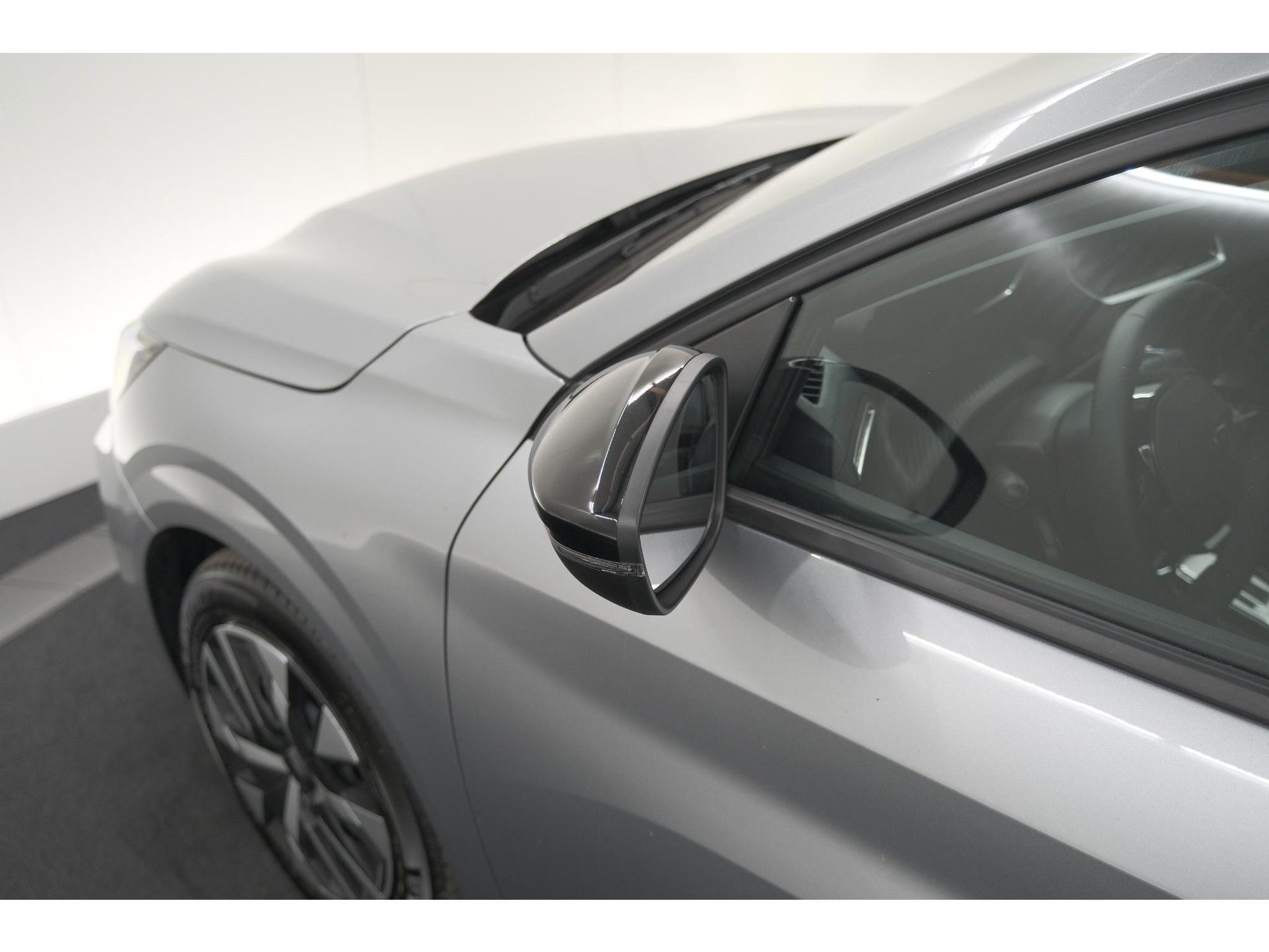 Peugeot 208 1.2 Hybrid 110 e-DCS6 Style | Direct Leverbaar | Apple Carplay | Parkeersensoren