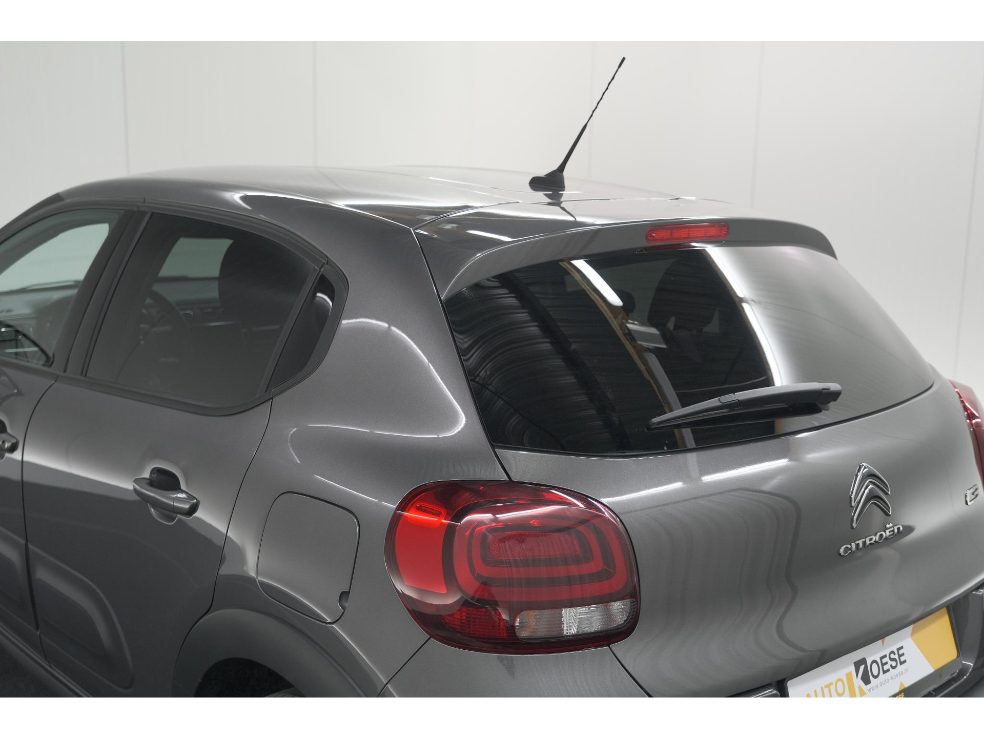 Citroen C3 PureTech 110 EAT6 C-Series | Apple Carplay | Parkeersensoren | Climate Control