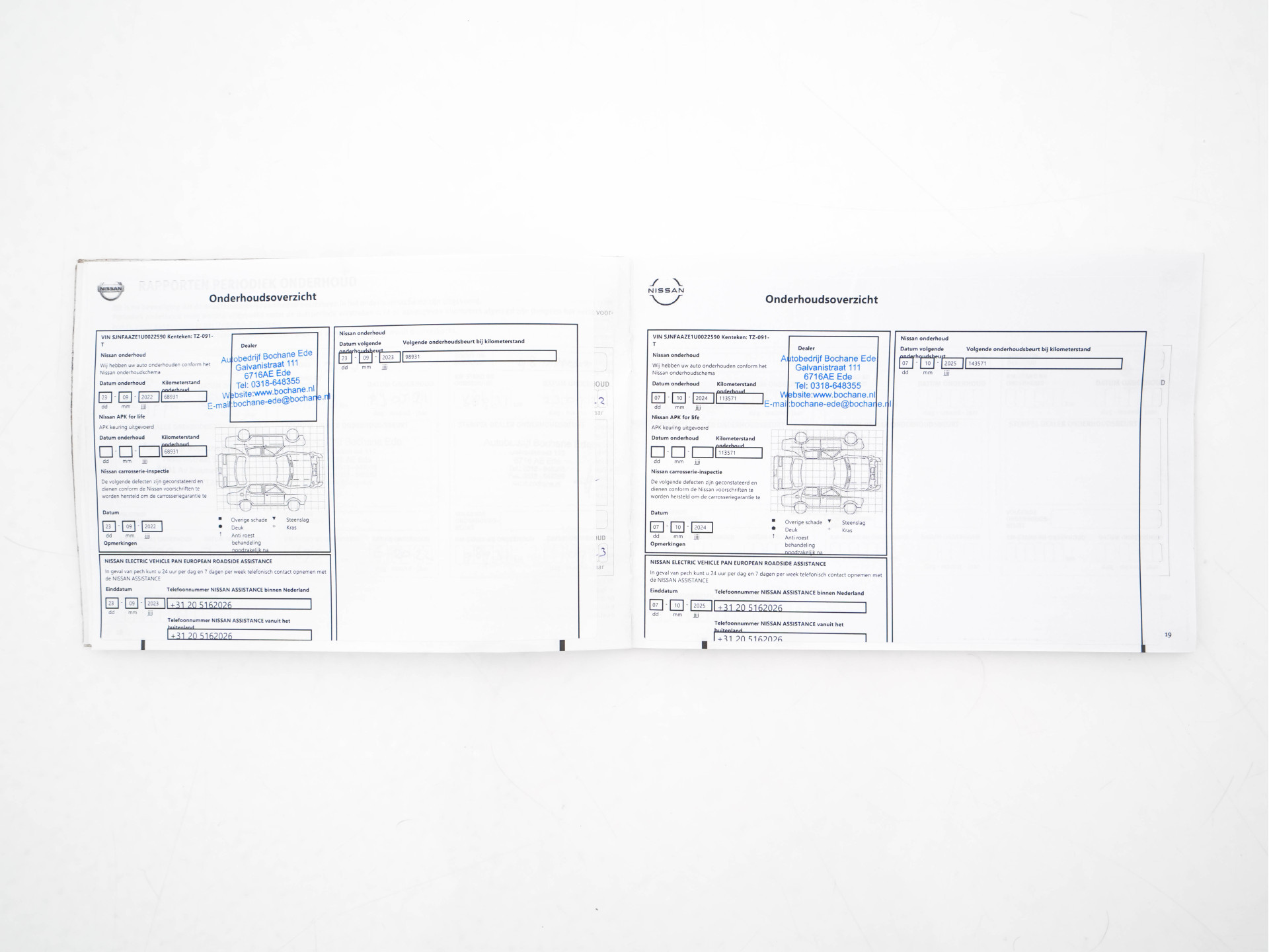 Nissan LEAF Tekna 40 kWh *LUXURY-LEATHER | FULL-LED | KEYLESS | NAVI-FULLMAP | BLIND-SPOT | BOSE-SOUND | DAB+ | HEATED-COMFORTSEATS | DIGI-COCKPIT | PRIVACY-GLASS | TOPVIEW-CAMERA | 17"ALU*