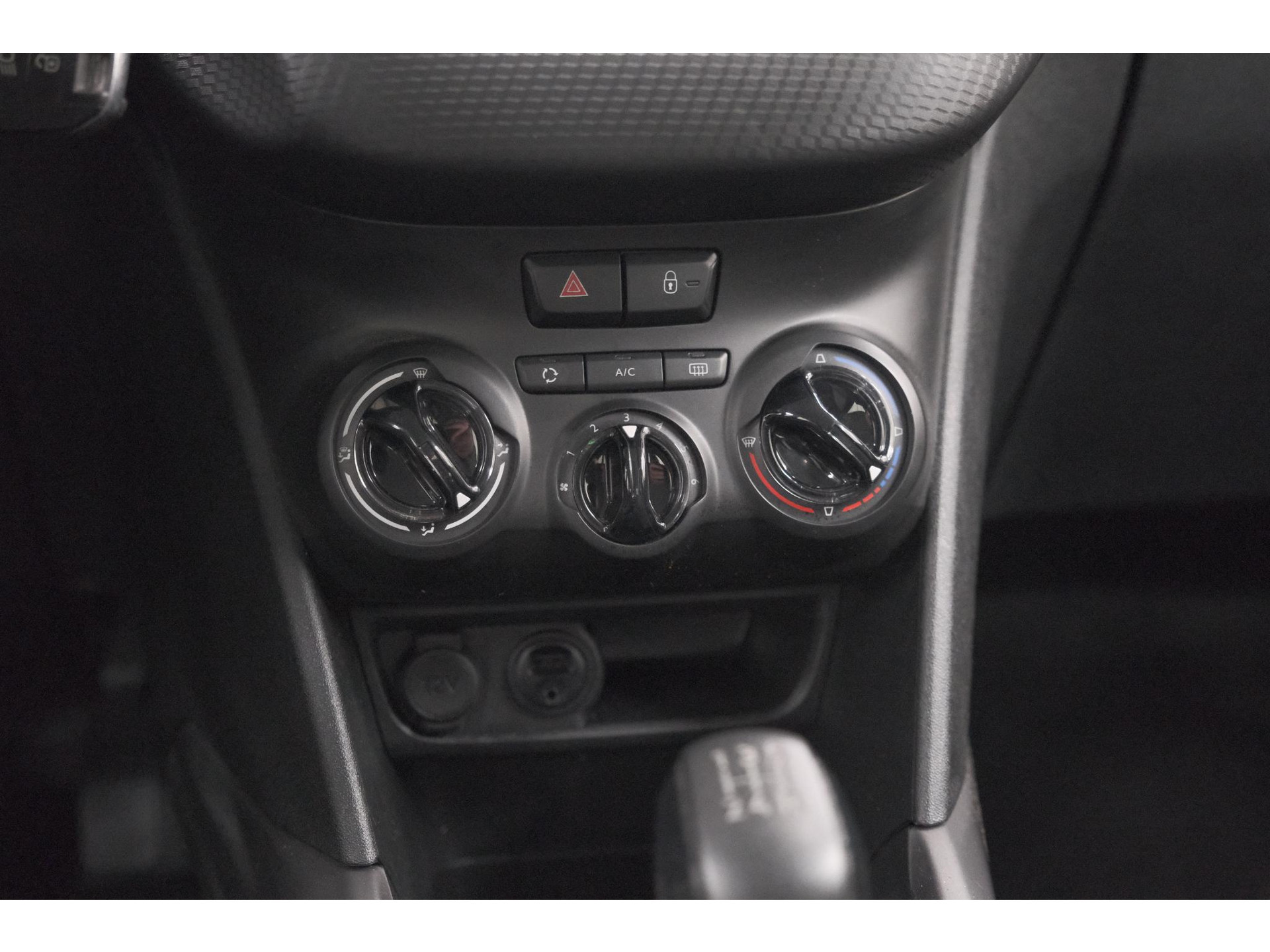 Peugeot 2008 PureTech 110 Blue Lion | Trekhaak | Apple Carplay | Parkeersensoren