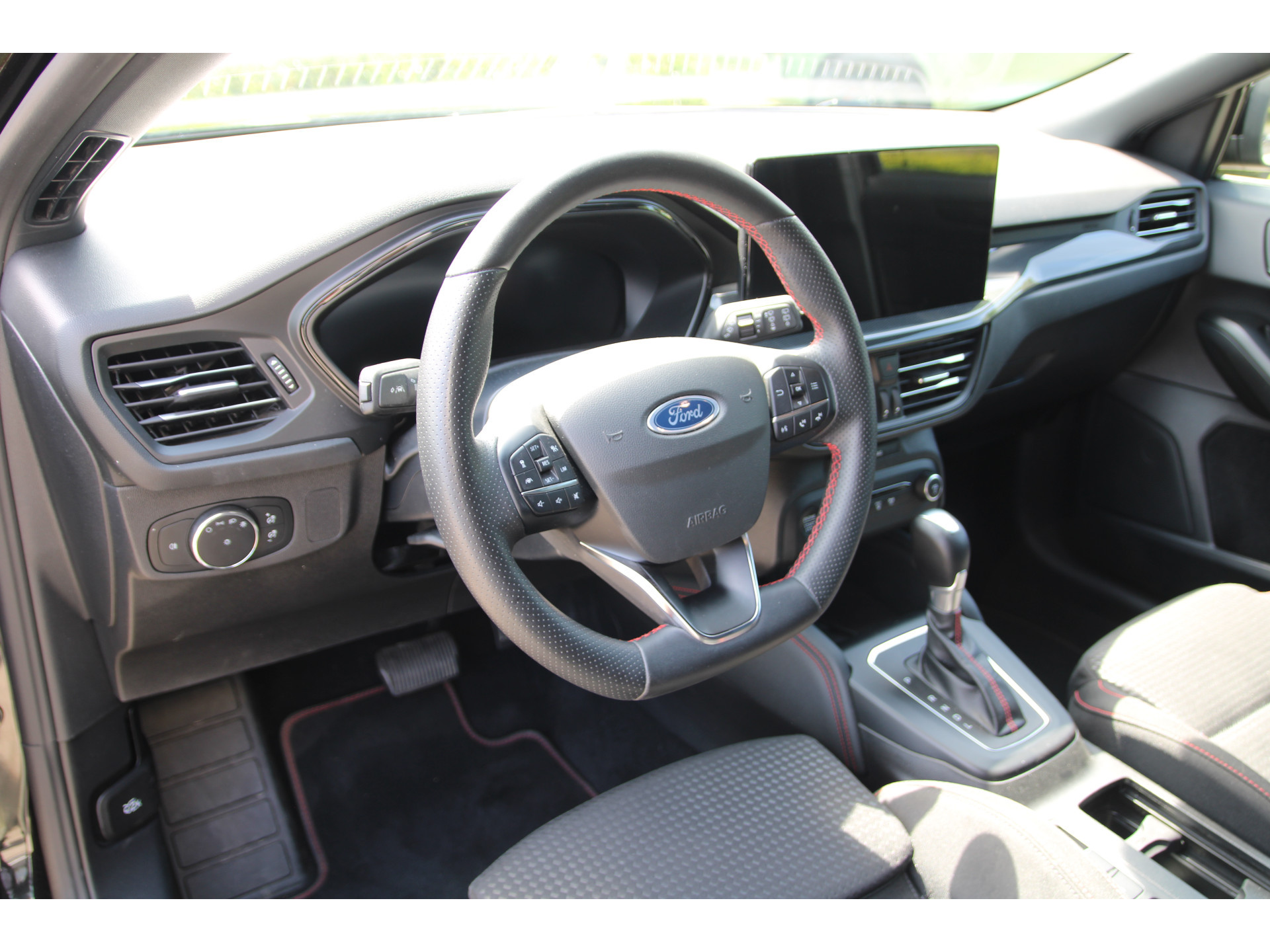 Ford Focus 1.0 EcoBoost Hybrid 155 PK ST Line X Automaat WINTER-PACK| B&O AUDIO | MATRIX LED |
