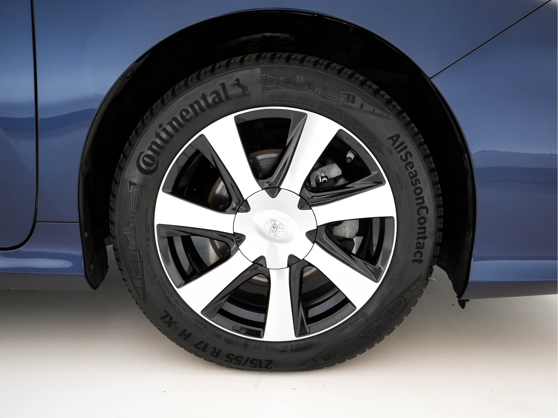 Toyota Mirai FCV Executive [ HYDROGEN ] [INCL-BTW] Aut. *LEATHER | FULL-LED | JBL-SOUNDSYSTEM | CAMERA | KEYLESS | MEMORY-PACK | ADAPTIVE-CRUISE | BLIND-SPOT |  DAB | NAVI-FULLMAP | DIGI-COCKPIT | COMFORT-SEATS | LANE-ASSIST