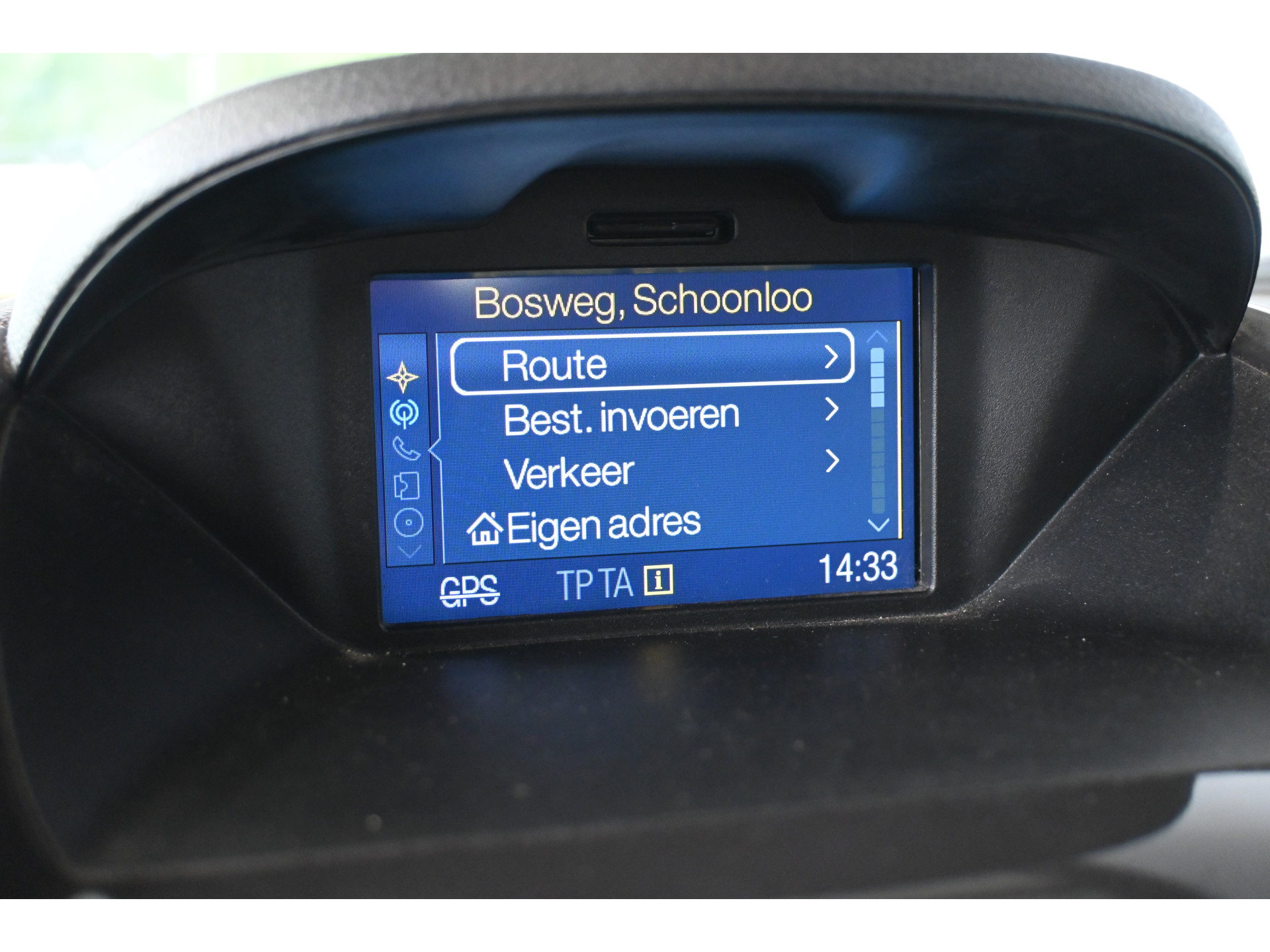 Ford Tourneo Courier 1.0 Titanium Clima Navigatie 2x Schuifdeur Stoelverwarming Cruise Control Rijklaarprijs! Inruil Mogelijk!