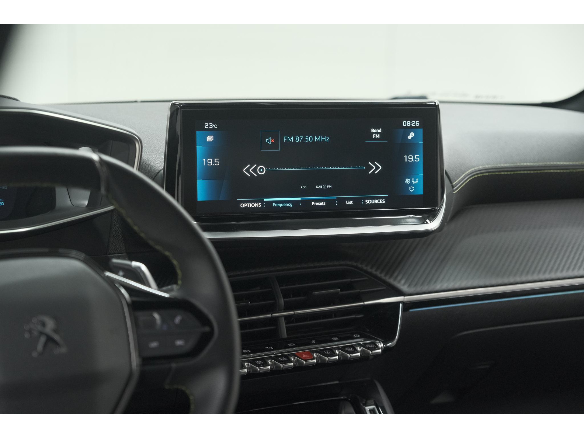Peugeot 208 PureTech 131 EAT8 GT | Camera | Dodehoekdetectie | Navigatie | Carplay
