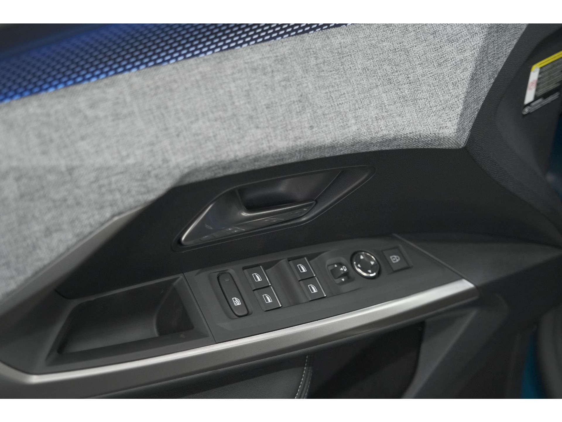 Peugeot 3008 1.2 Hybrid 145 GT | Panoramadak | Focal Hi-Fi | 360 Camera | Elektronische kofferklep