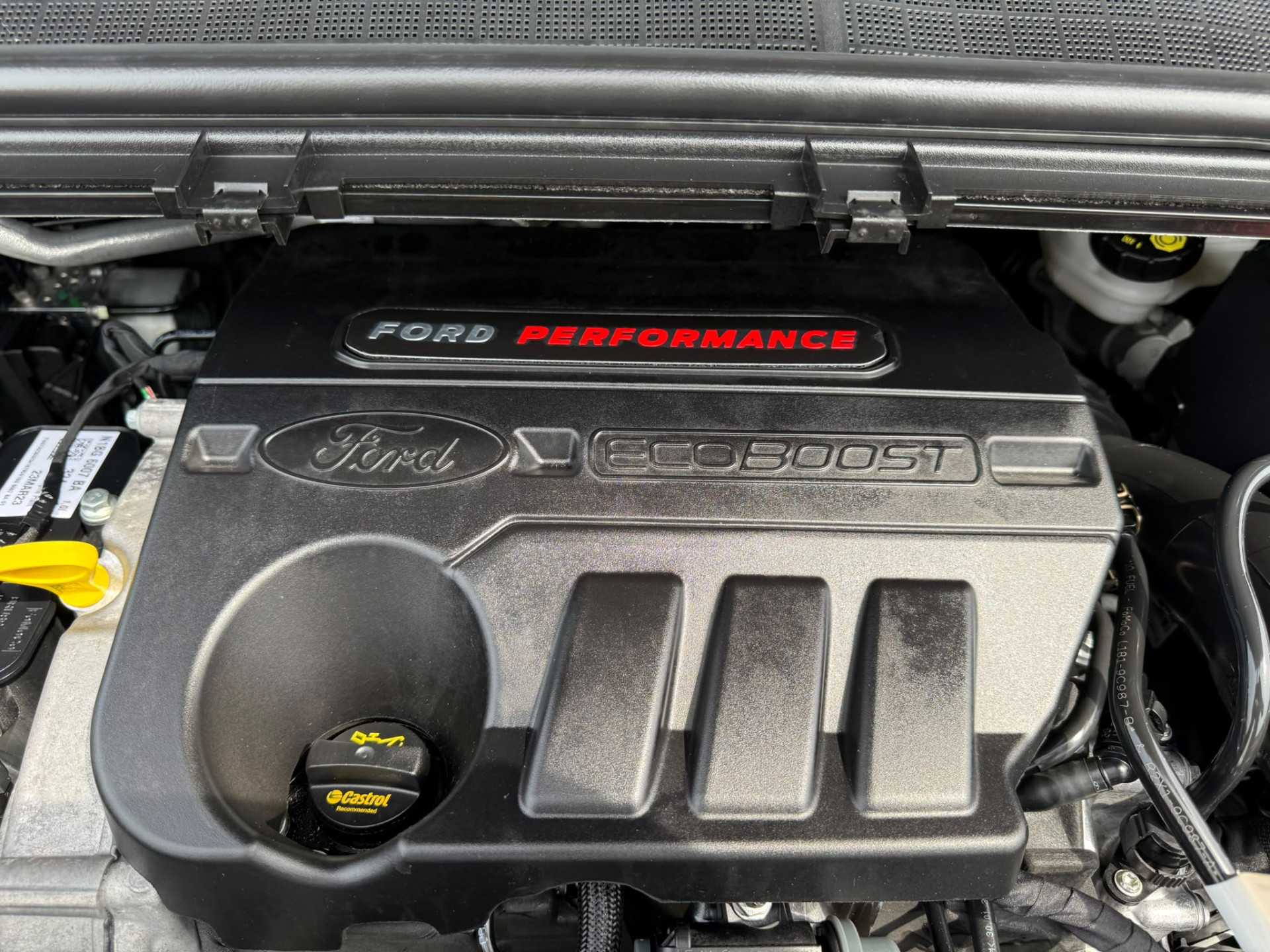 Ford Puma 1.0 EcoBoost Hybrid ST-X | AUTOMAAT | PANO DAK | 3/6/12 MND GARANTIE | NAVI | ACC | PDC | LANE ASSIST |