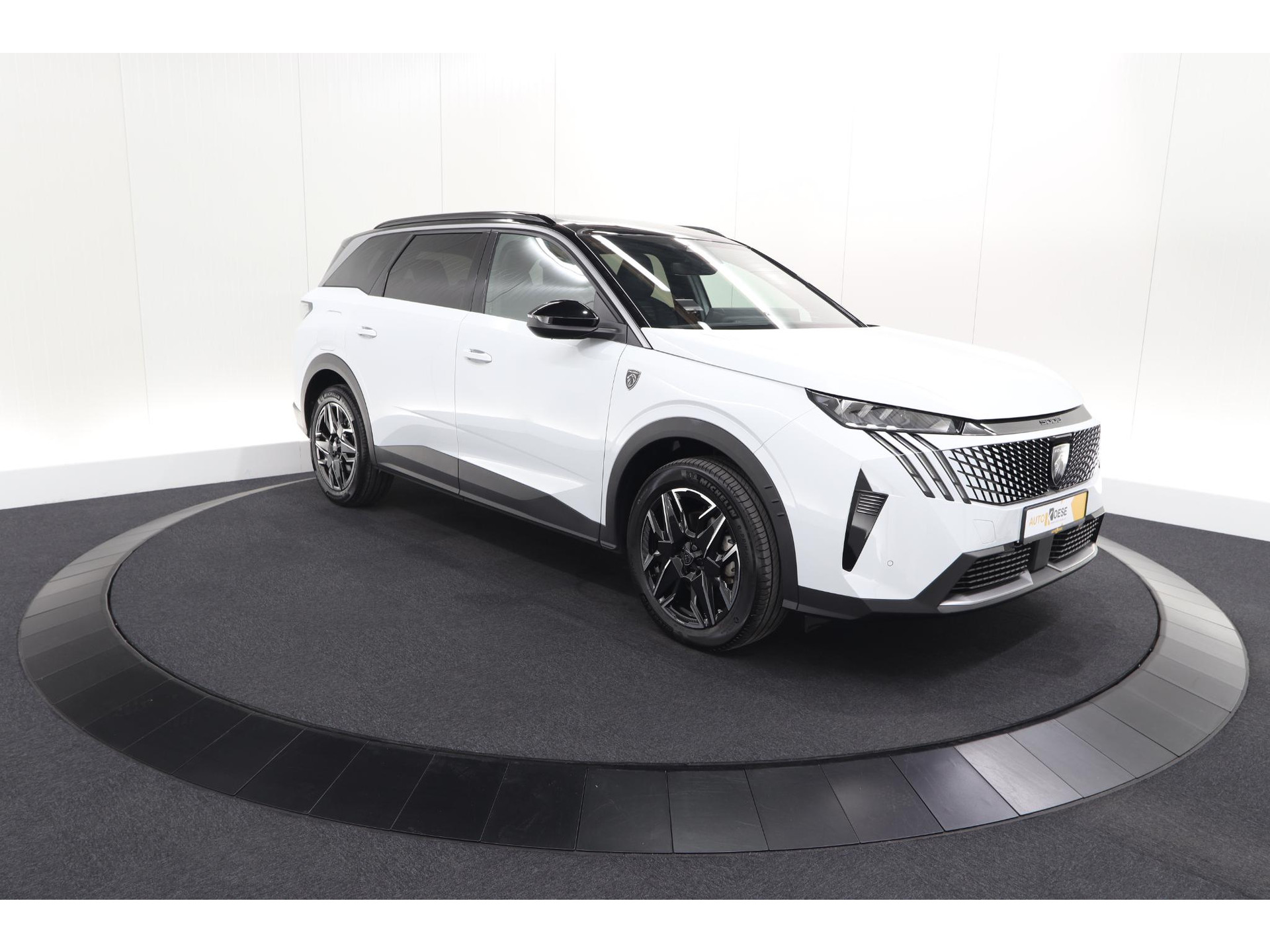 Peugeot 5008 1.2 Hybrid 136 GT 7p | Adaptieve Cruise Control | Camera | Elektrische Kofferklep | Stoelverwarming