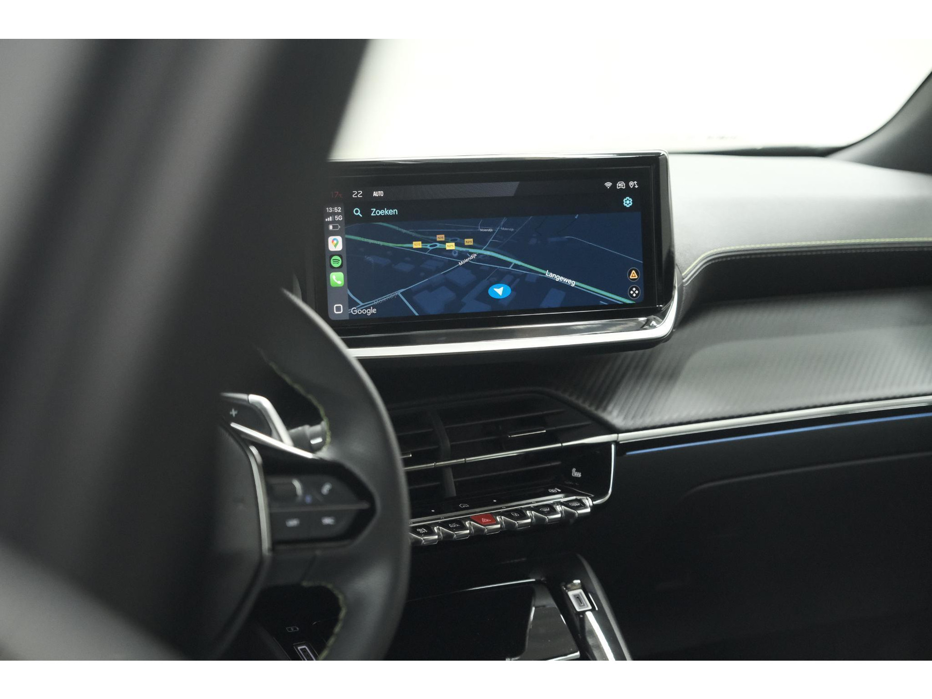 Peugeot 2008 PureTech 130 EAT8 GT | 360 Camera | Adaptieve Cruise Control | Stoelmassage | Apple Carplay