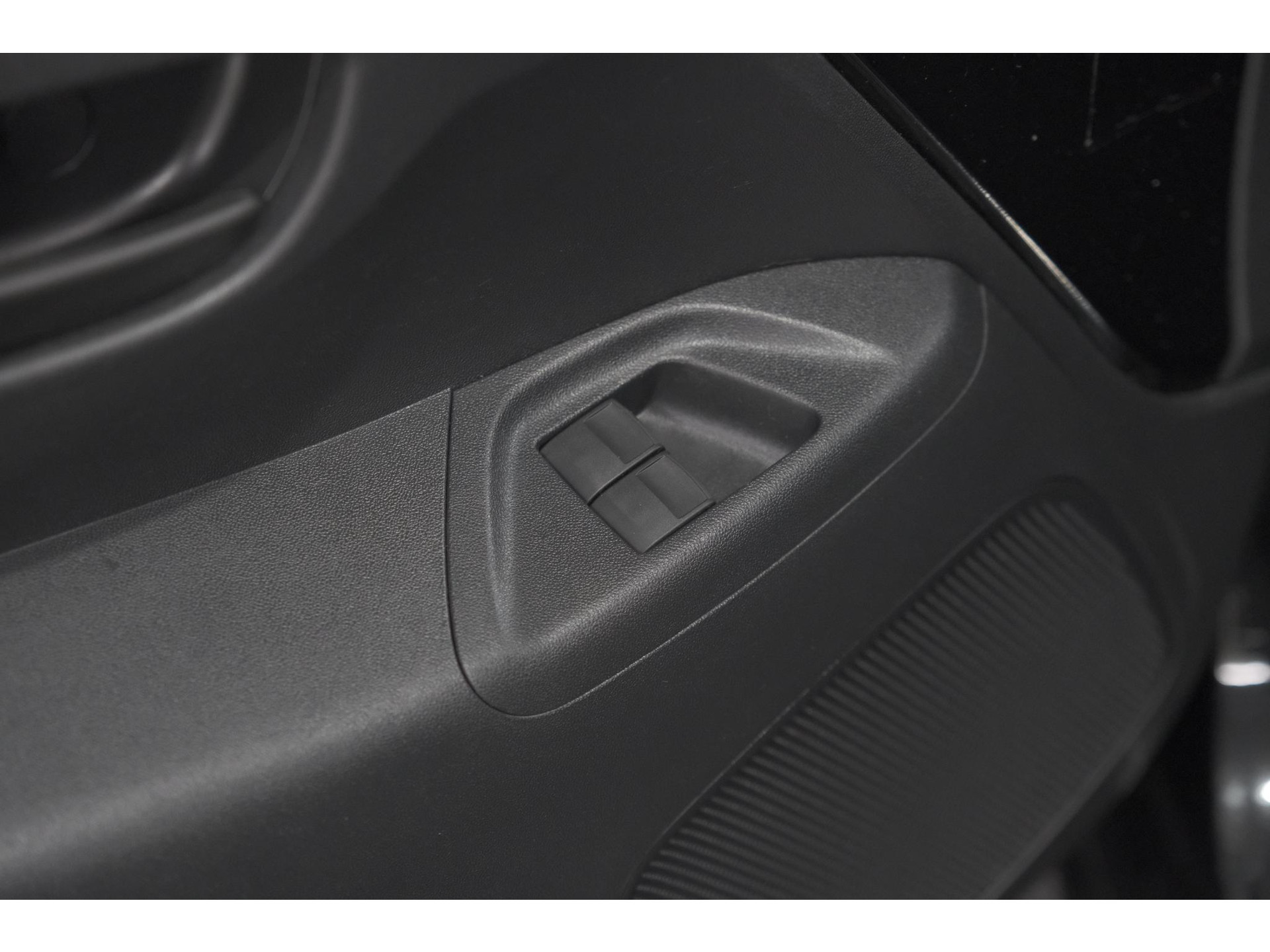 Peugeot 108 1.0 e-VTi Active | Airco | Bluetooth | Elektrische ramen|  5 Deurs