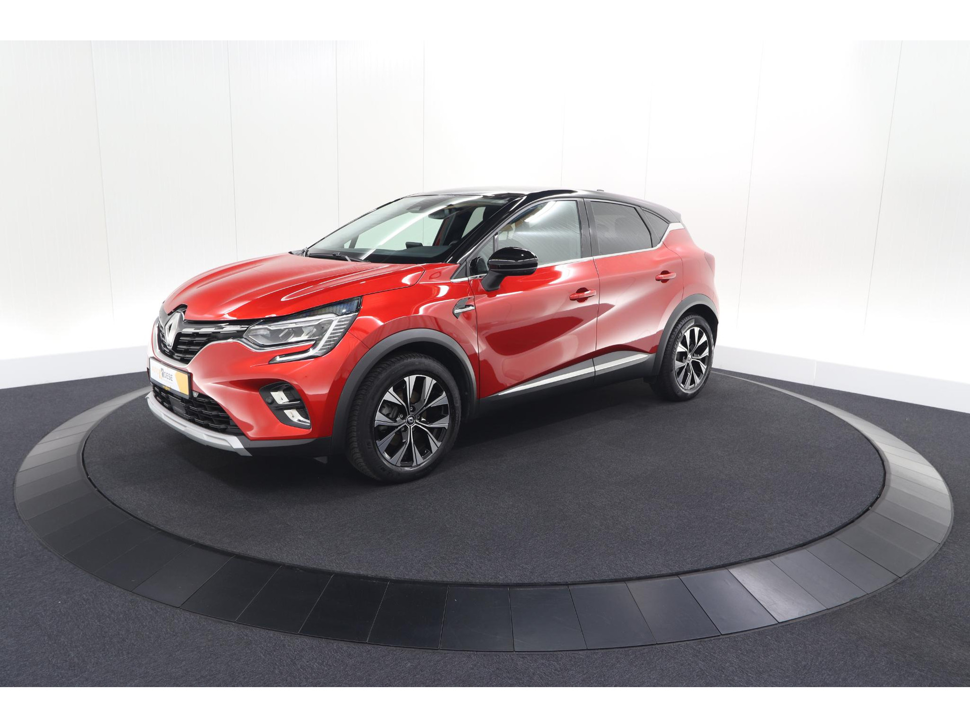 Renault Captur 1.6 E-Tech full hybrid 145 techno | Navigatie | Camera | Apple Carplay | 9.3 Inch Grootscherm