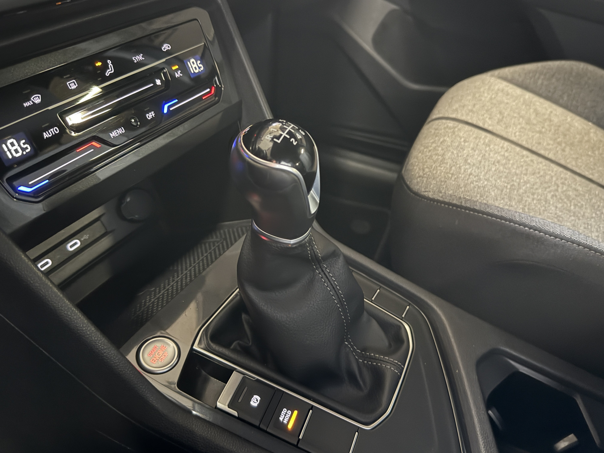 SEAT Tarraco 1.5 TSI Style Business Intense | Trekhaak | Camera | Carplay | ACC