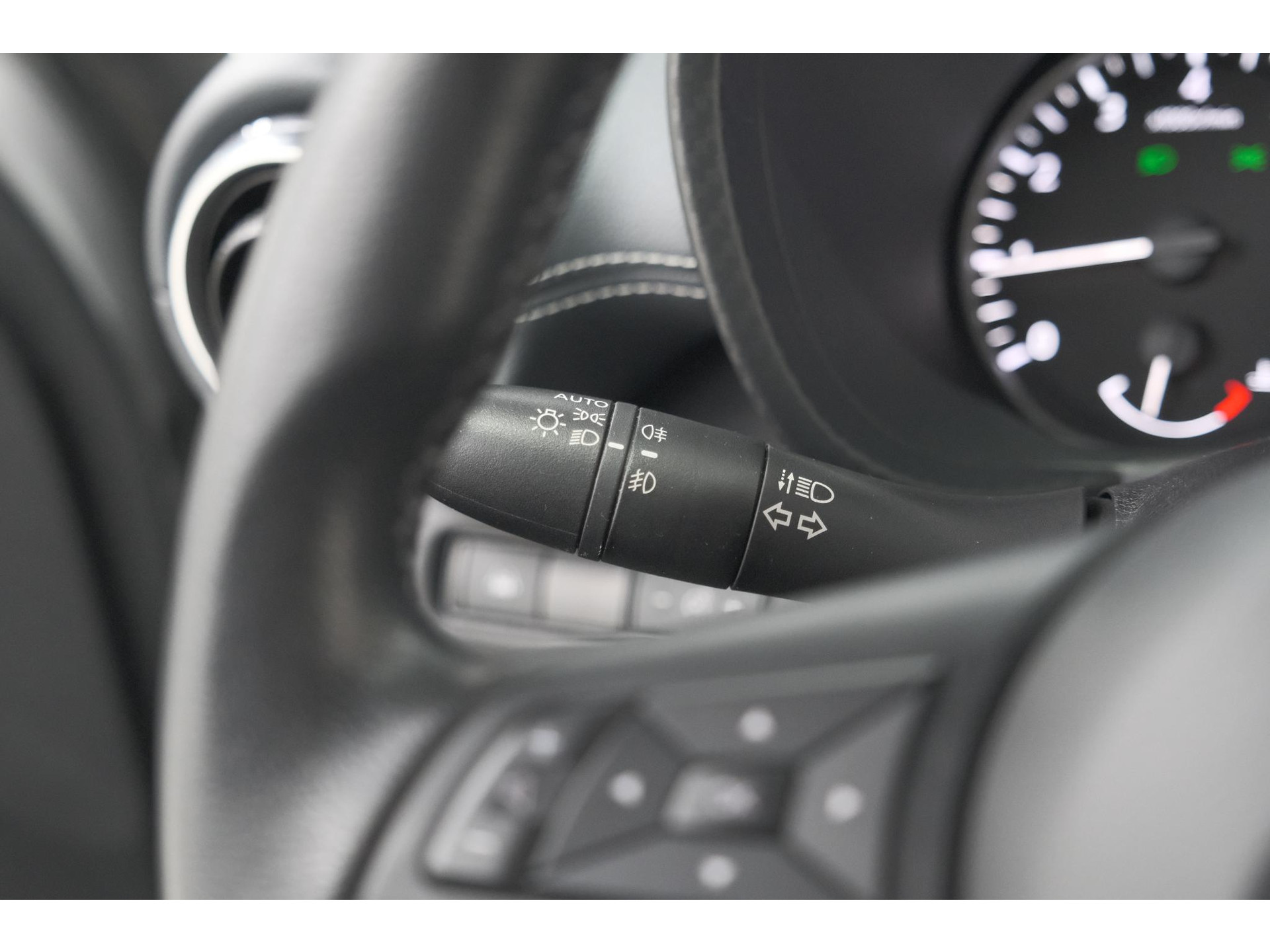 Nissan Juke 1.0 DIG-T Premiere Edition | Trekhaak | Camera | Apple Carplay | Parkeersensoren