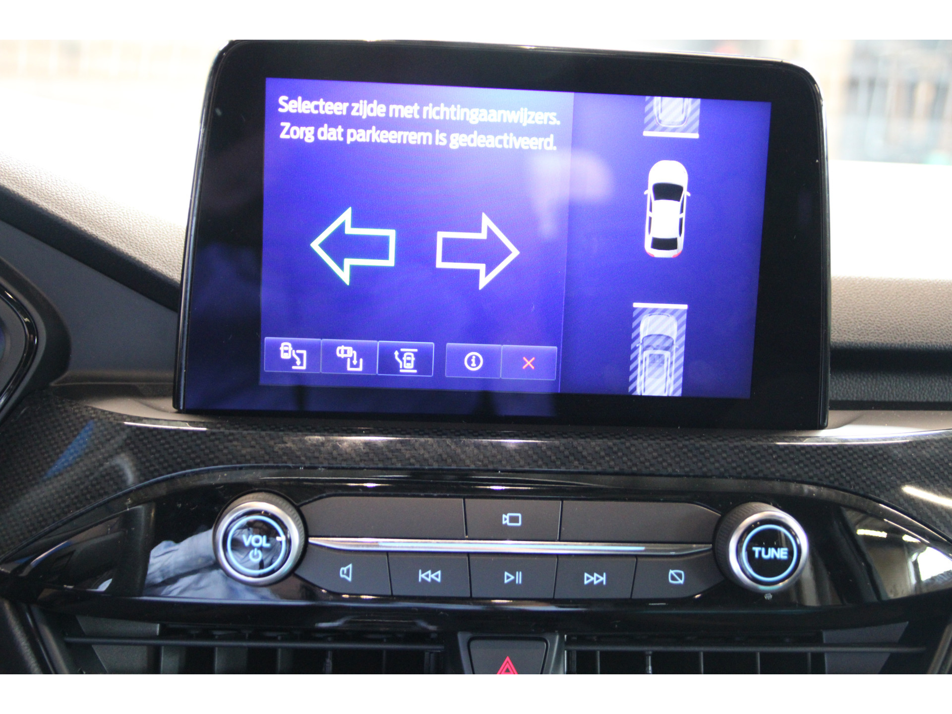 Ford Kuga 2.5 PHEV 225 PK AUTOMAAT ST-Line X TREKHAAK | PANORAMADAK | 19-INCH