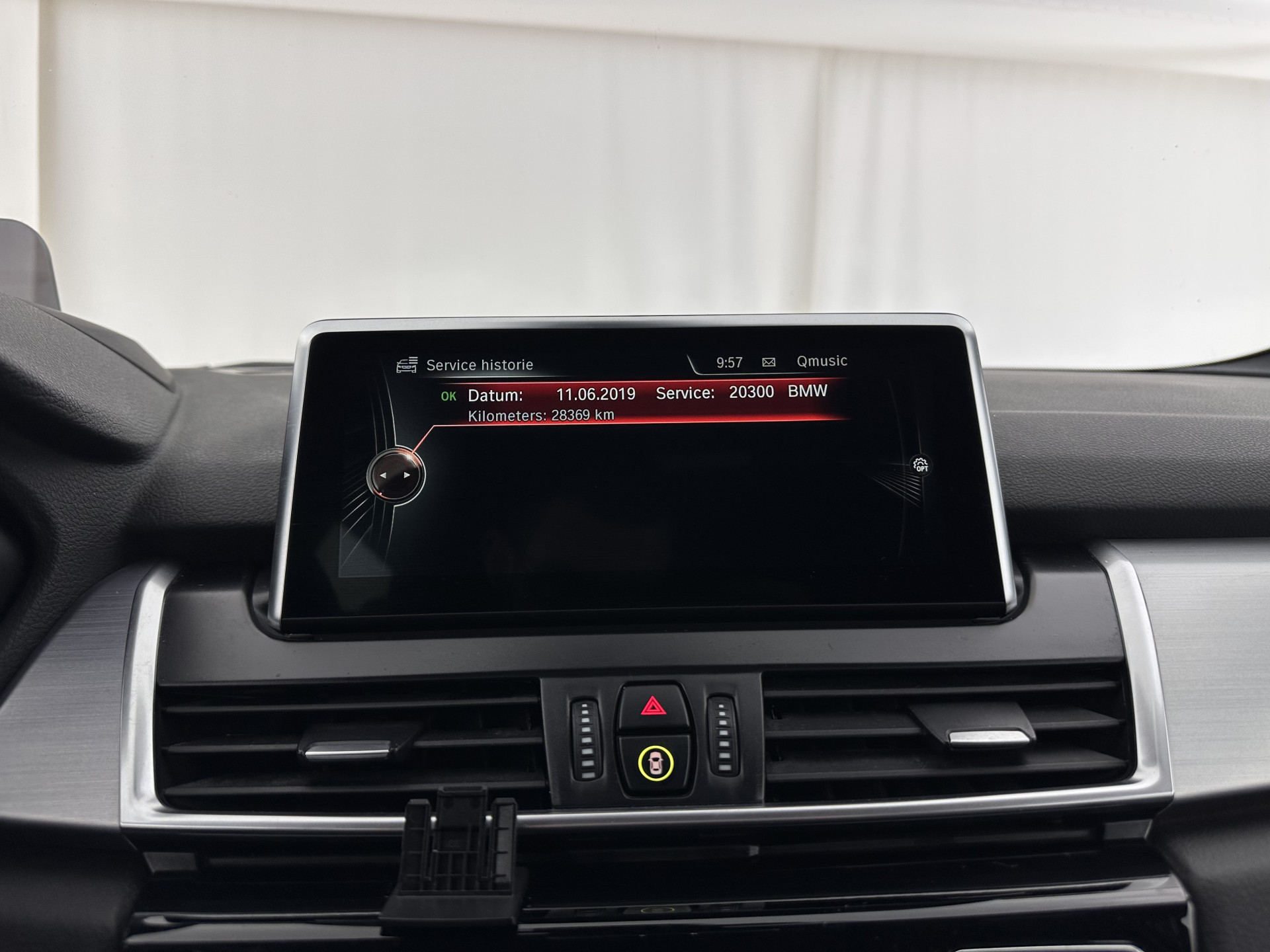 BMW 2-serie Active Tourer 216d Sportline Corporate Lease High Executive Aut. *LEATHER | FULL-LED | HEATED-SPORTSEATS | NAVI-FULLMAP | ECC | HEAD-UP | PDC | CRUISE | 18''ALU*