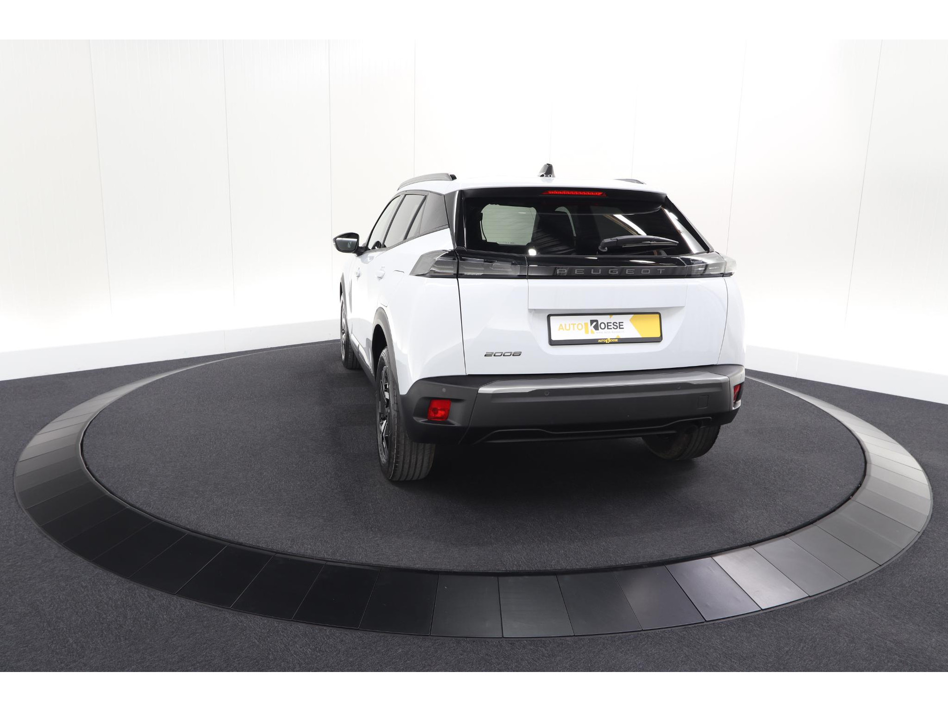 Peugeot 2008 PureTech 100 Allure | Apple Carplay | Parkeersensoren | Climate Control | Cruise Control