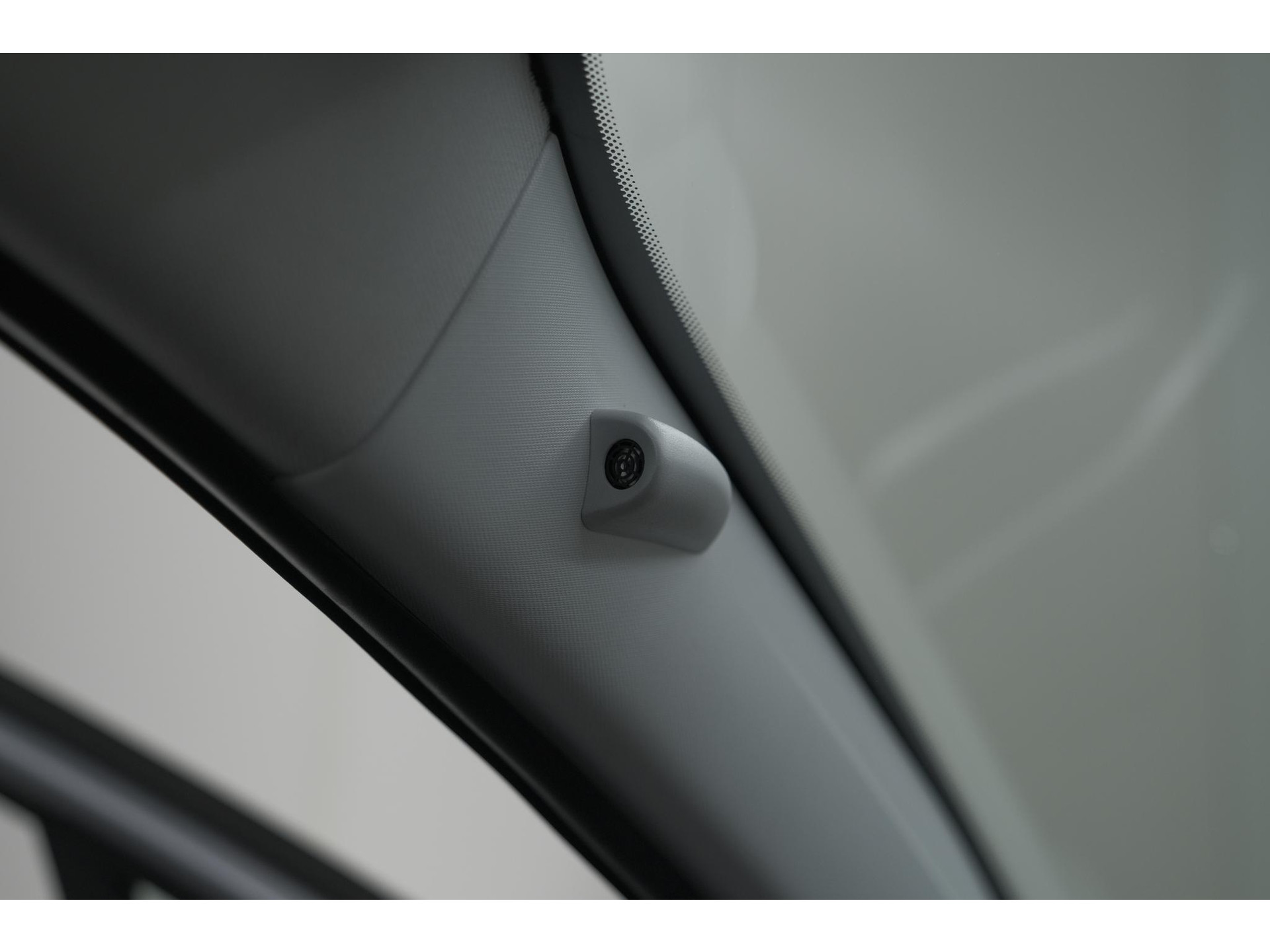 Peugeot 2008 PureTech 110 Allure | Panoramadak | Apple Carplay | Navigatie | Parkeersensoren