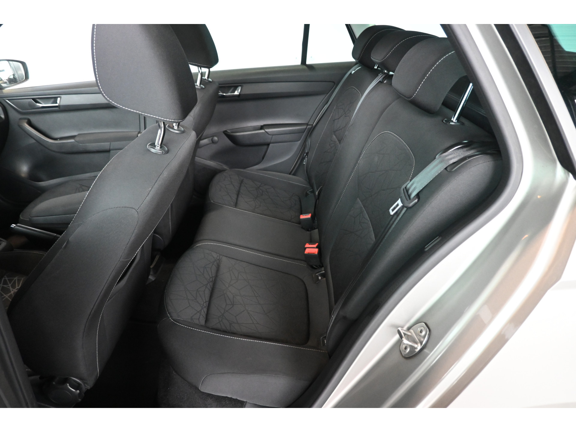 ŠKODA Fabia Combi 1.0 TSI Clever Clima Navigatie Panoramadak LED Stoelverwarming Rijklaarprijs! Inruil Mogelijk!